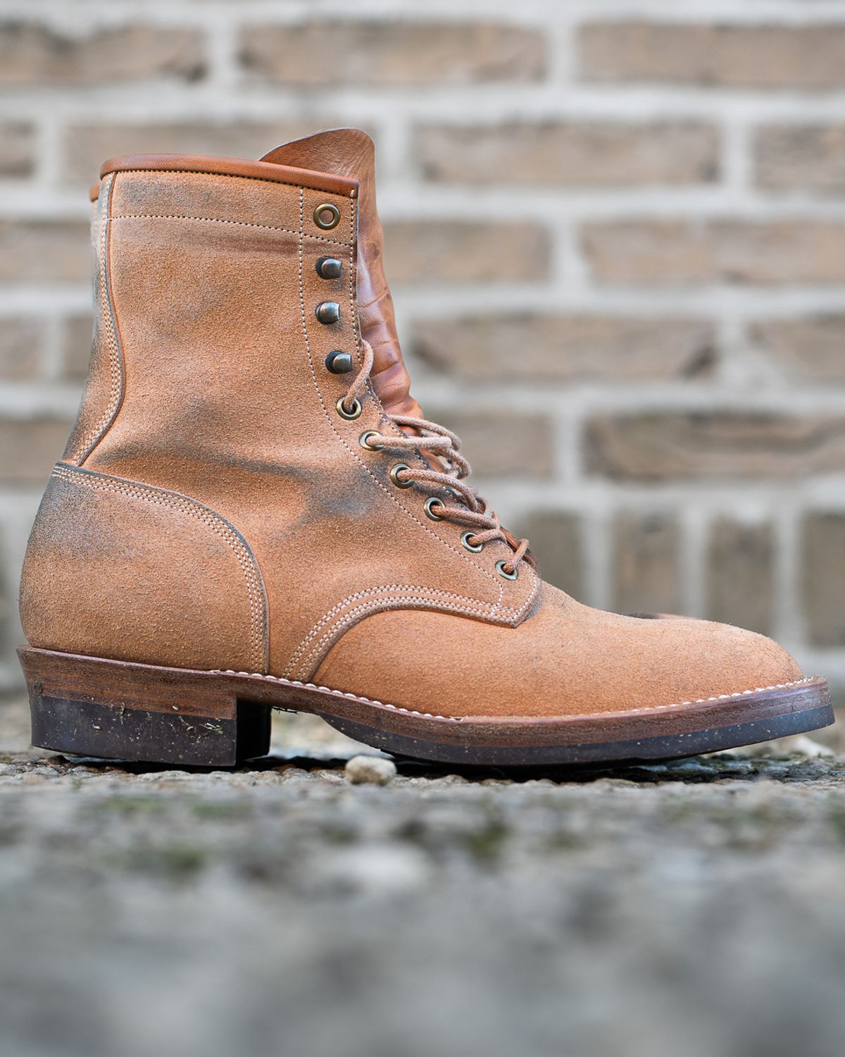 Photo by heritage_by_niels on March 2, 2026 of the Onderhoud SVC02 Packer Boot in Maryam Natural Horsebutt Roughout.