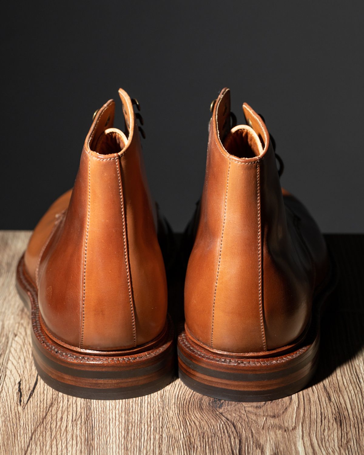 Photo by heritage_by_niels on October 1, 2022 of the Grant Stone Edward Boot in Horween Honey Glazed Shell Cordovan.