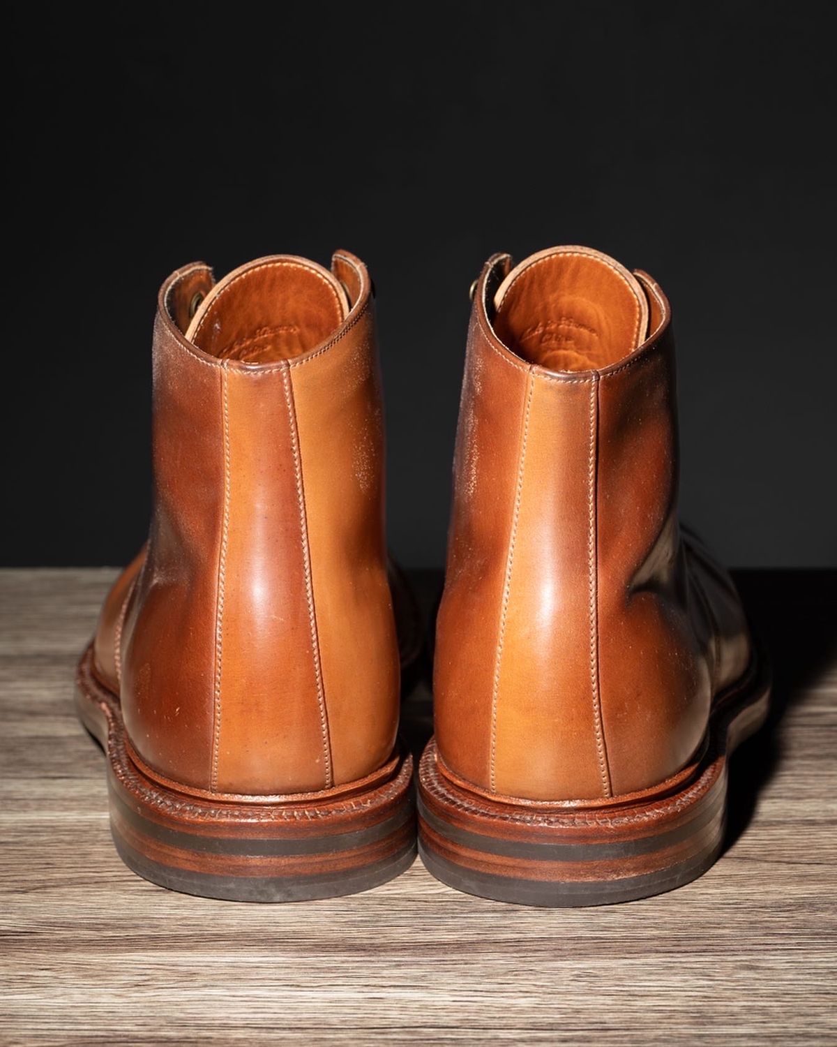 Photo by heritage_by_niels on November 2, 2022 of the Grant Stone Edward Boot in Horween Honey Glazed Shell Cordovan.
