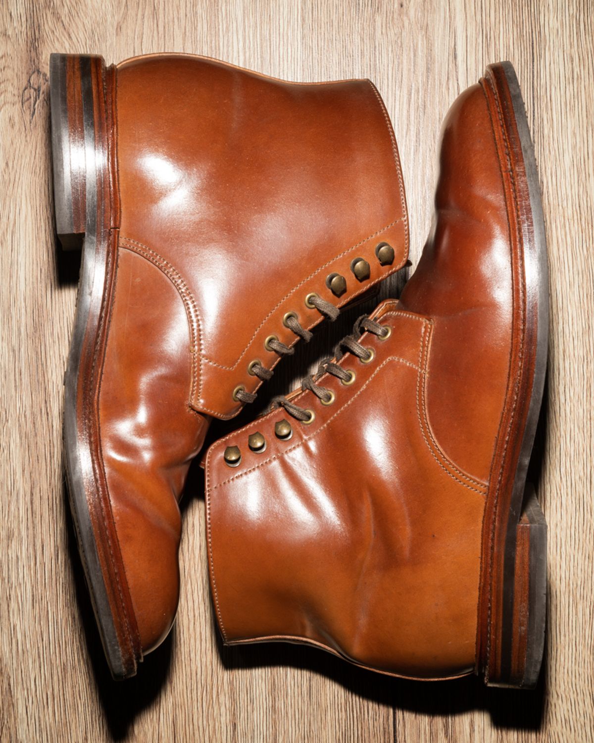 Photo by heritage_by_niels on February 1, 2023 of the Grant Stone Edward Boot in Horween Honey Glazed Shell Cordovan.