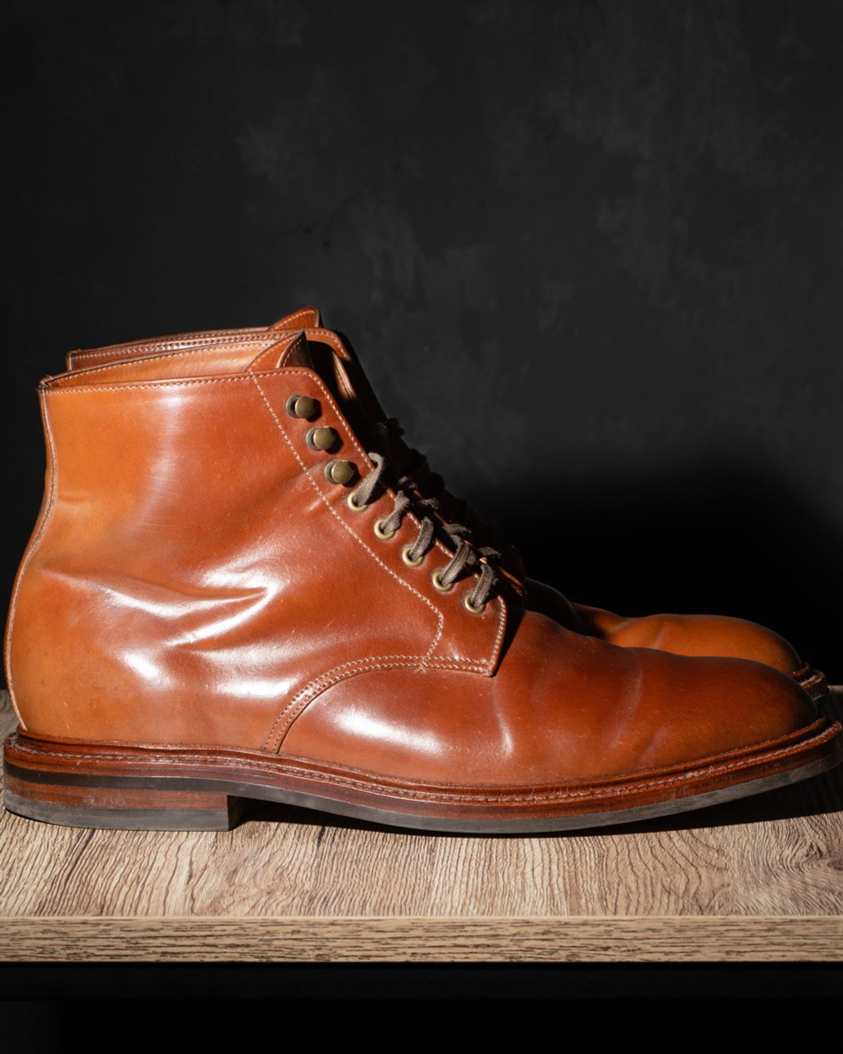 Photo by heritage_by_niels on February 1, 2023 of the Grant Stone Edward Boot in Horween Honey Glazed Shell Cordovan.