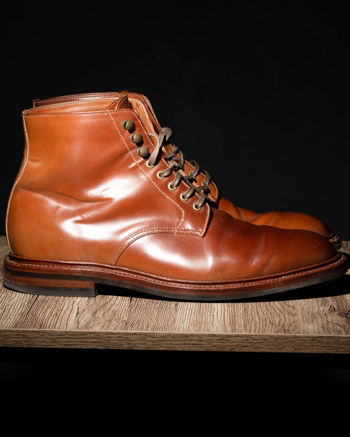 Photo by heritage_by_niels on March 1, 2023 of the Grant Stone Edward Boot in Horween Honey Glazed Shell Cordovan.