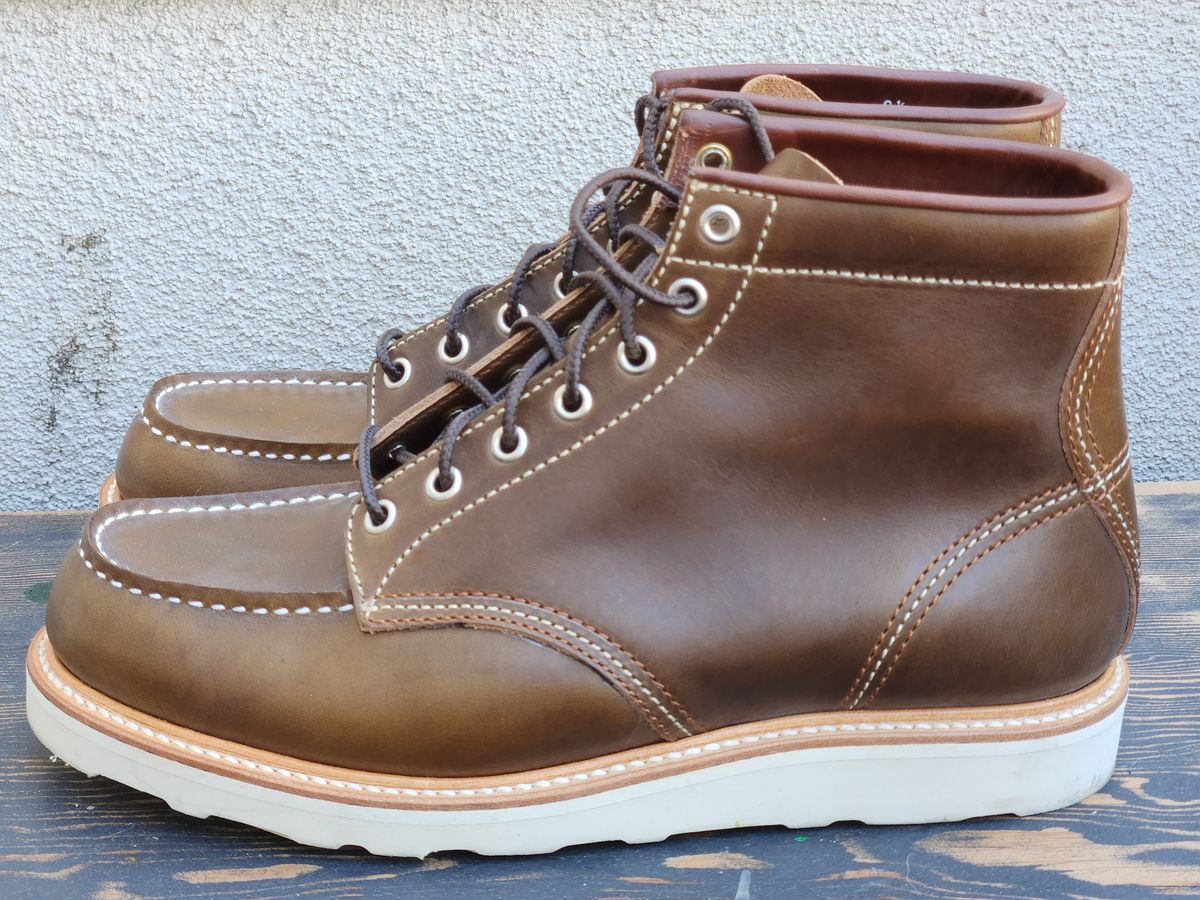 Photo by denimhound on October 4, 2022 of the John Lofgren Moc Toe Boots in Horween Olive Chromexcel.