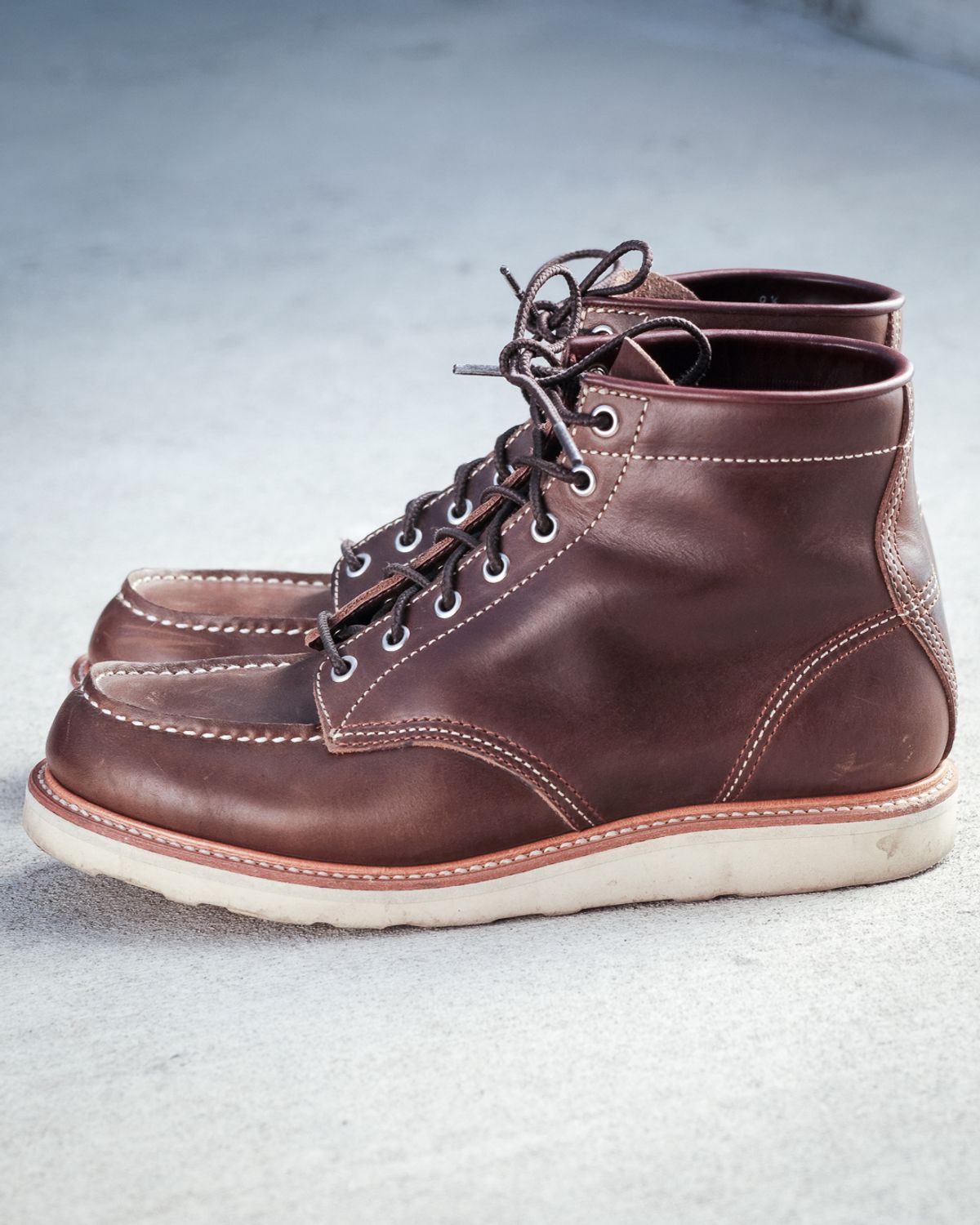 Photo by denimhound on November 5, 2022 of the John Lofgren Moc Toe Boots in Horween Olive Chromexcel.