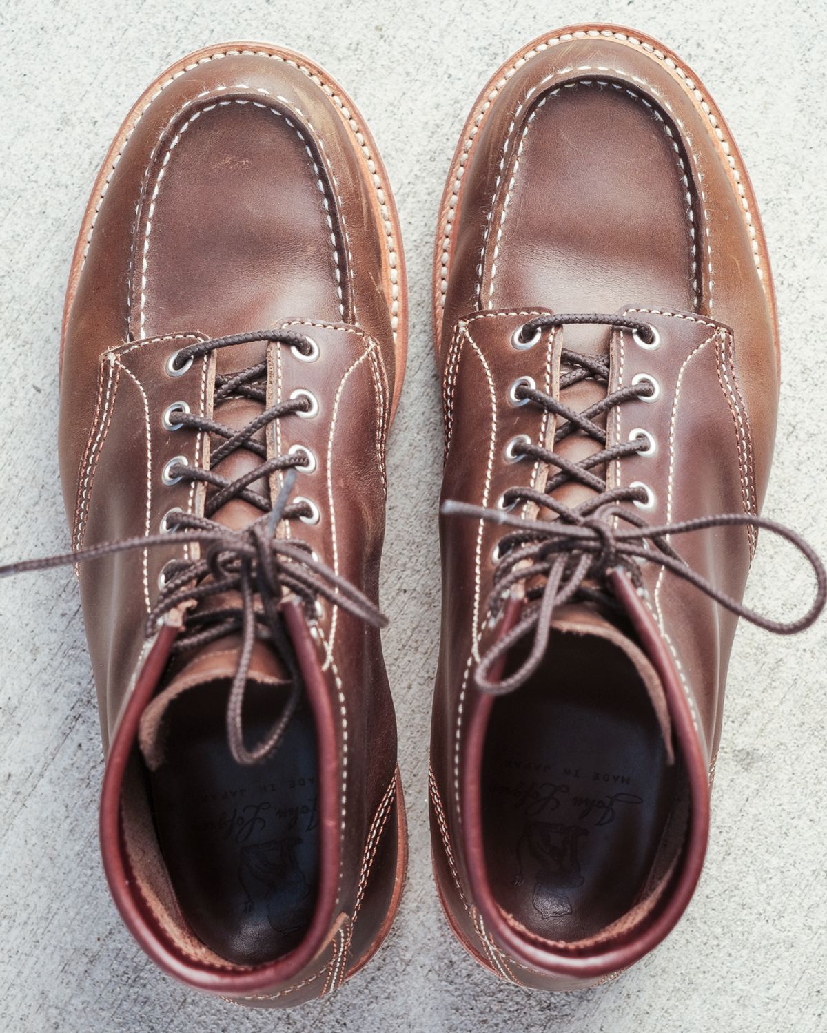 Photo by denimhound on November 5, 2022 of the John Lofgren Moc Toe Boots in Horween Olive Chromexcel.