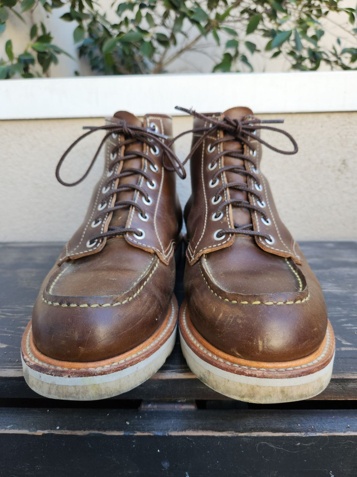 Photo by denimhound on February 5, 2023 of the John Lofgren Moc Toe Boots in Horween Olive Chromexcel.