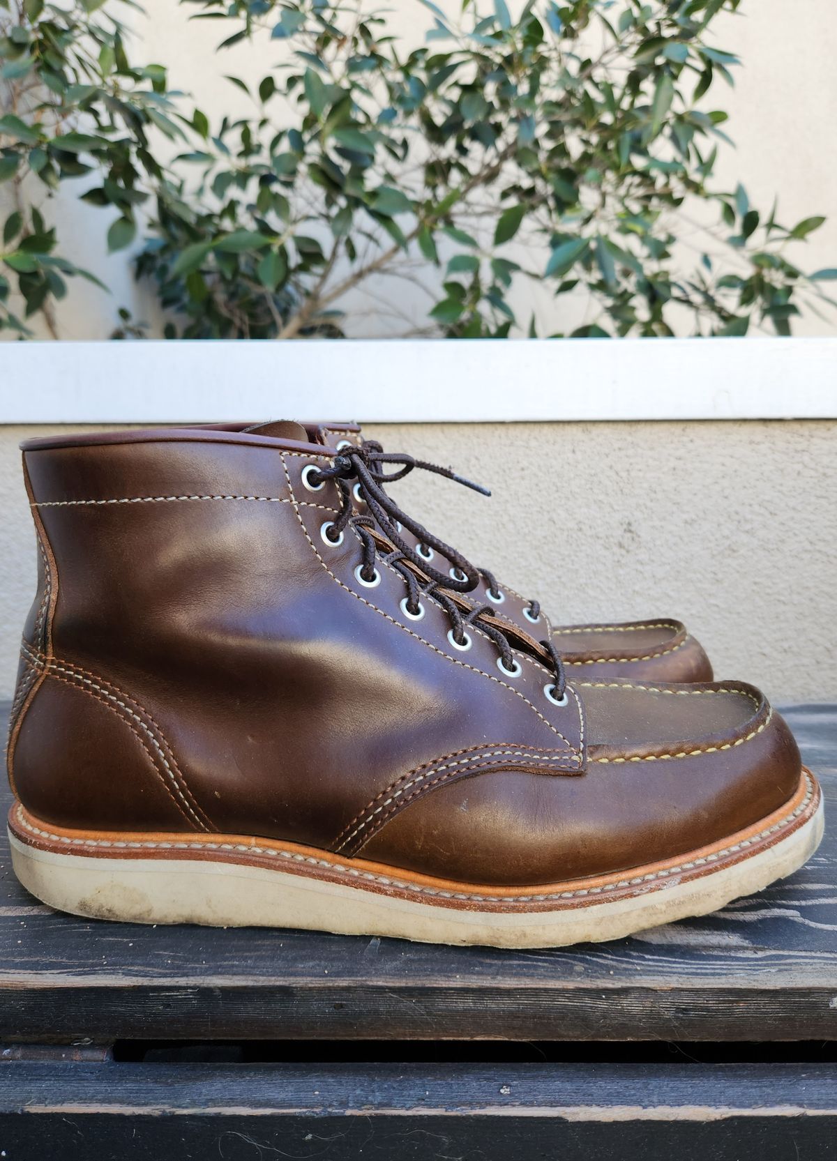 Photo by denimhound on February 5, 2023 of the John Lofgren Moc Toe Boots in Horween Olive Chromexcel.