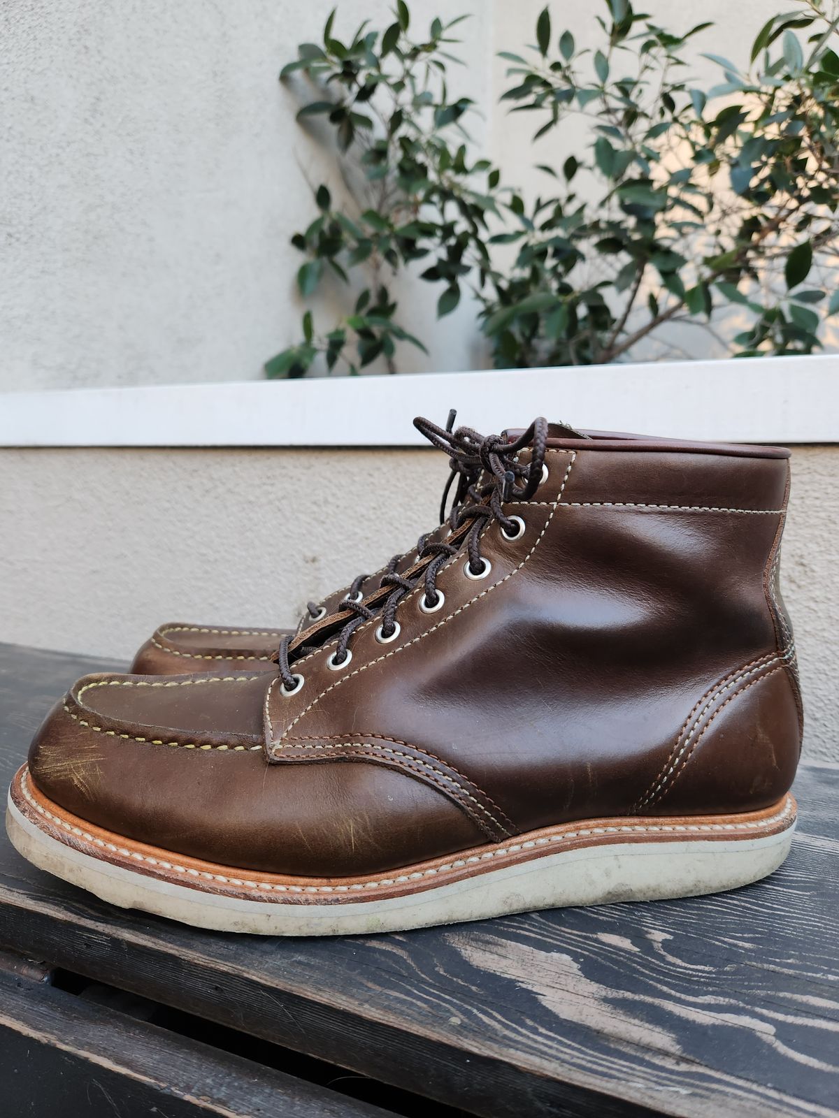 Photo by denimhound on March 4, 2023 of the John Lofgren Moc Toe Boots in Horween Olive Chromexcel.