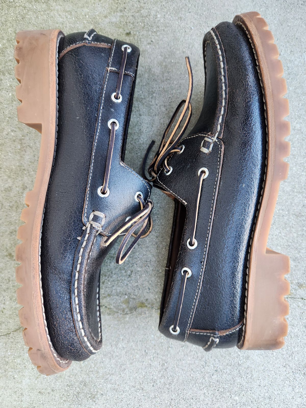 Photo by denimhound on January 6, 2024 of the Thursday Handsewn Loafer in Horween Waxed Cacao.