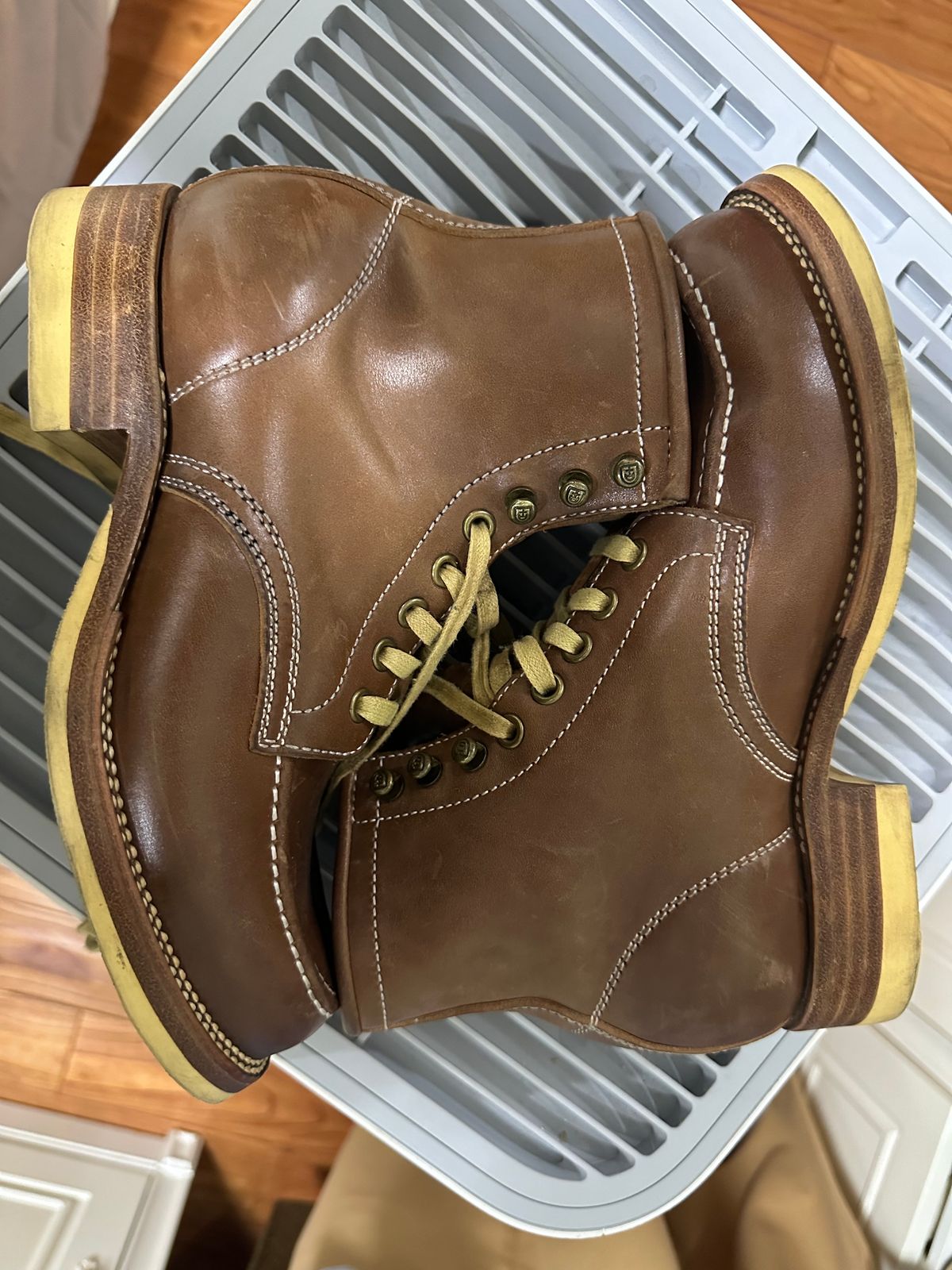 Photo by johnlovesboots on December 4, 2023 of the Flame Panda Moc Toe in Shinki Tan Latigo Horsehide.