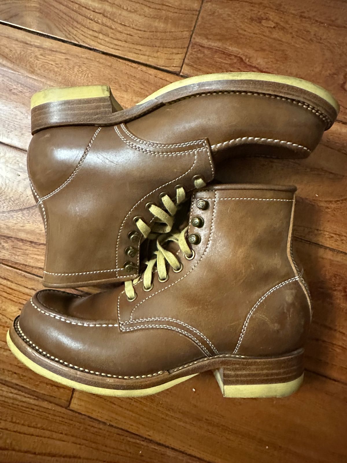 Photo by johnlovesboots on January 1, 2024 of the Flame Panda Moc Toe in Shinki Tan Latigo Horsehide.