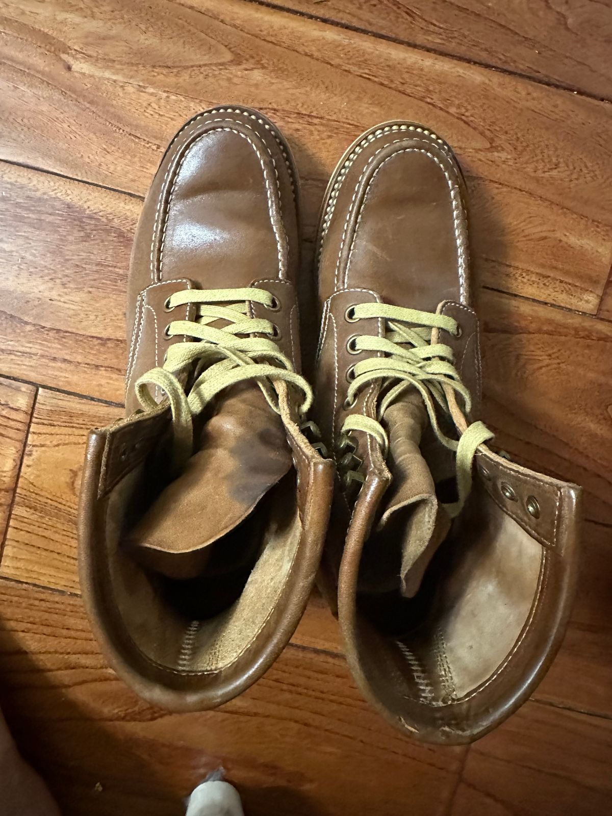 Photo by johnlovesboots on January 1, 2024 of the Flame Panda Moc Toe in Shinki Tan Latigo Horsehide.