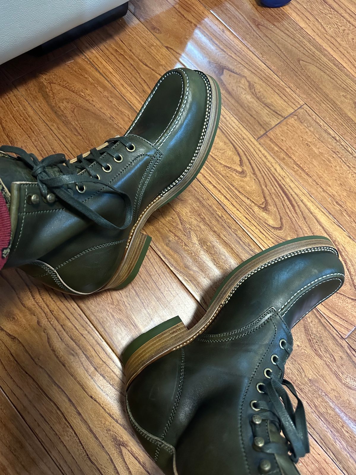 Photo by johnlovesboots on October 1, 2023 of the Flame Panda Moc Toe in Shinki Olive Oiled Horsebutt.