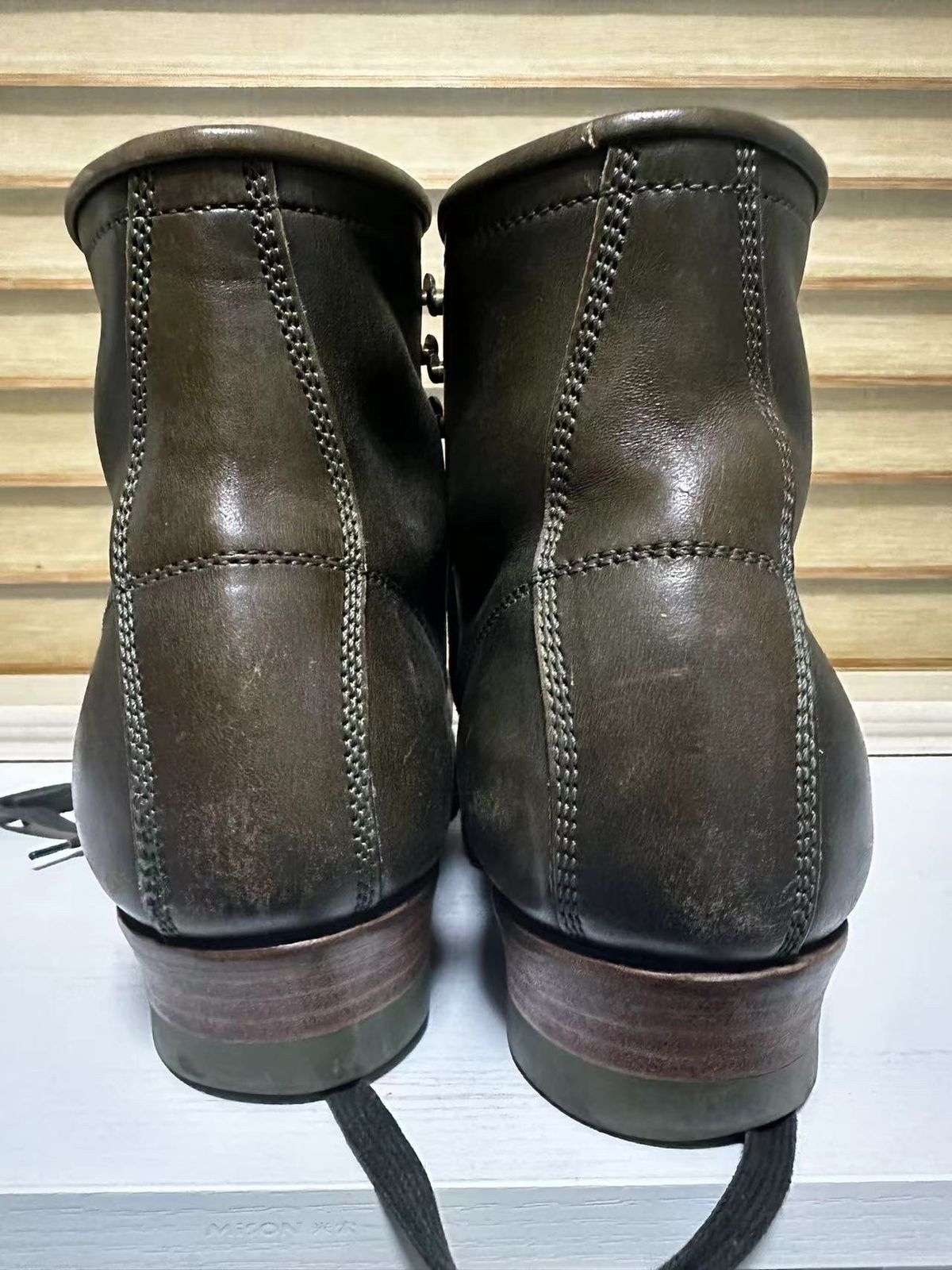 Photo by johnlovesboots on November 2, 2023 of the Flame Panda Moc Toe in Shinki Olive Oiled Horsebutt.
