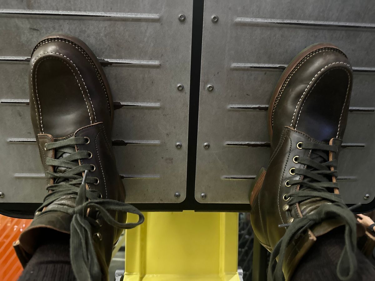 Photo by johnlovesboots on November 11, 2023 of the Flame Panda Moc Toe in Shinki Olive Oiled Horsebutt.