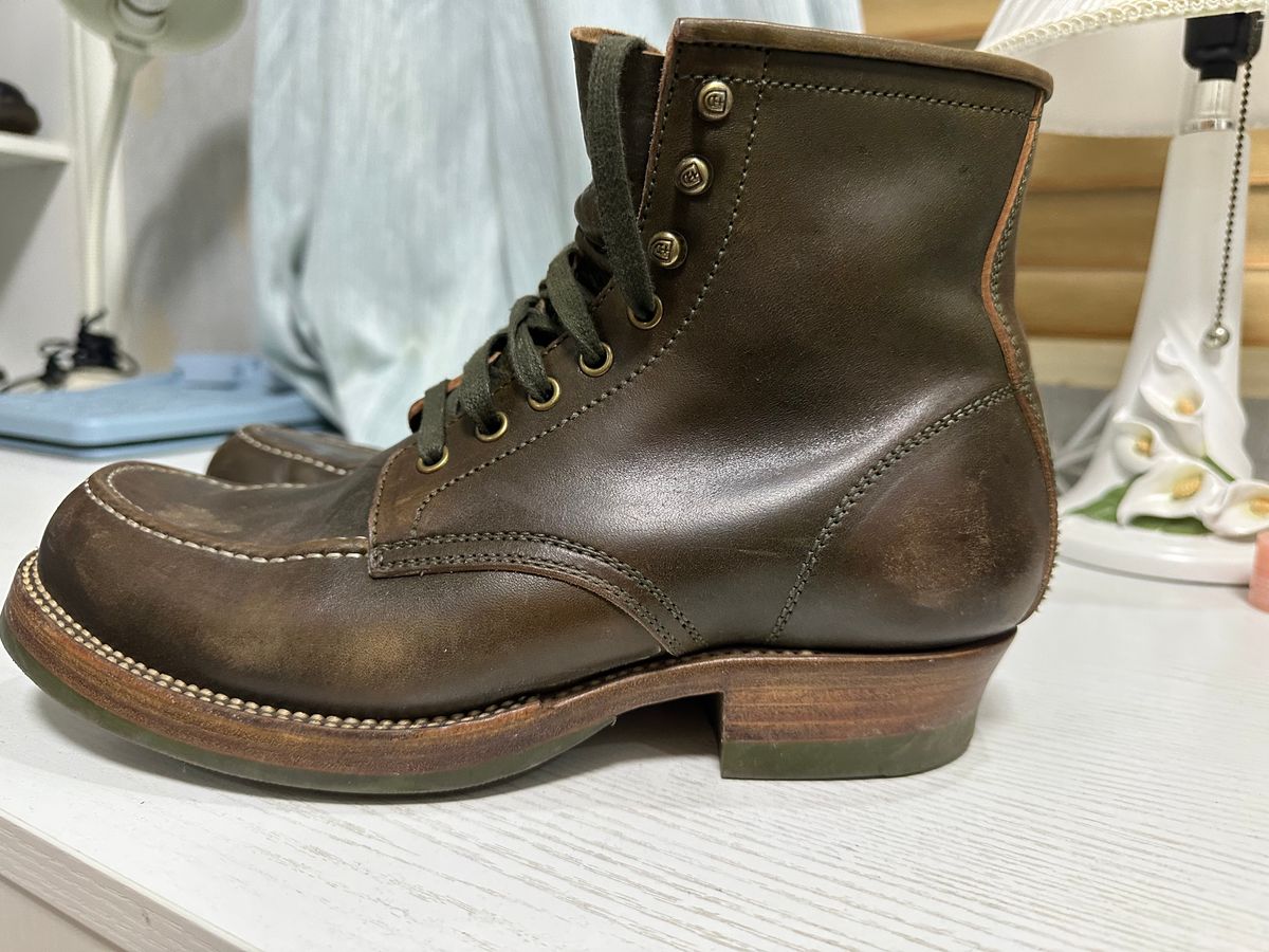 Photo by johnlovesboots on December 4, 2023 of the Flame Panda Moc Toe in Shinki Olive Oiled Horsebutt.