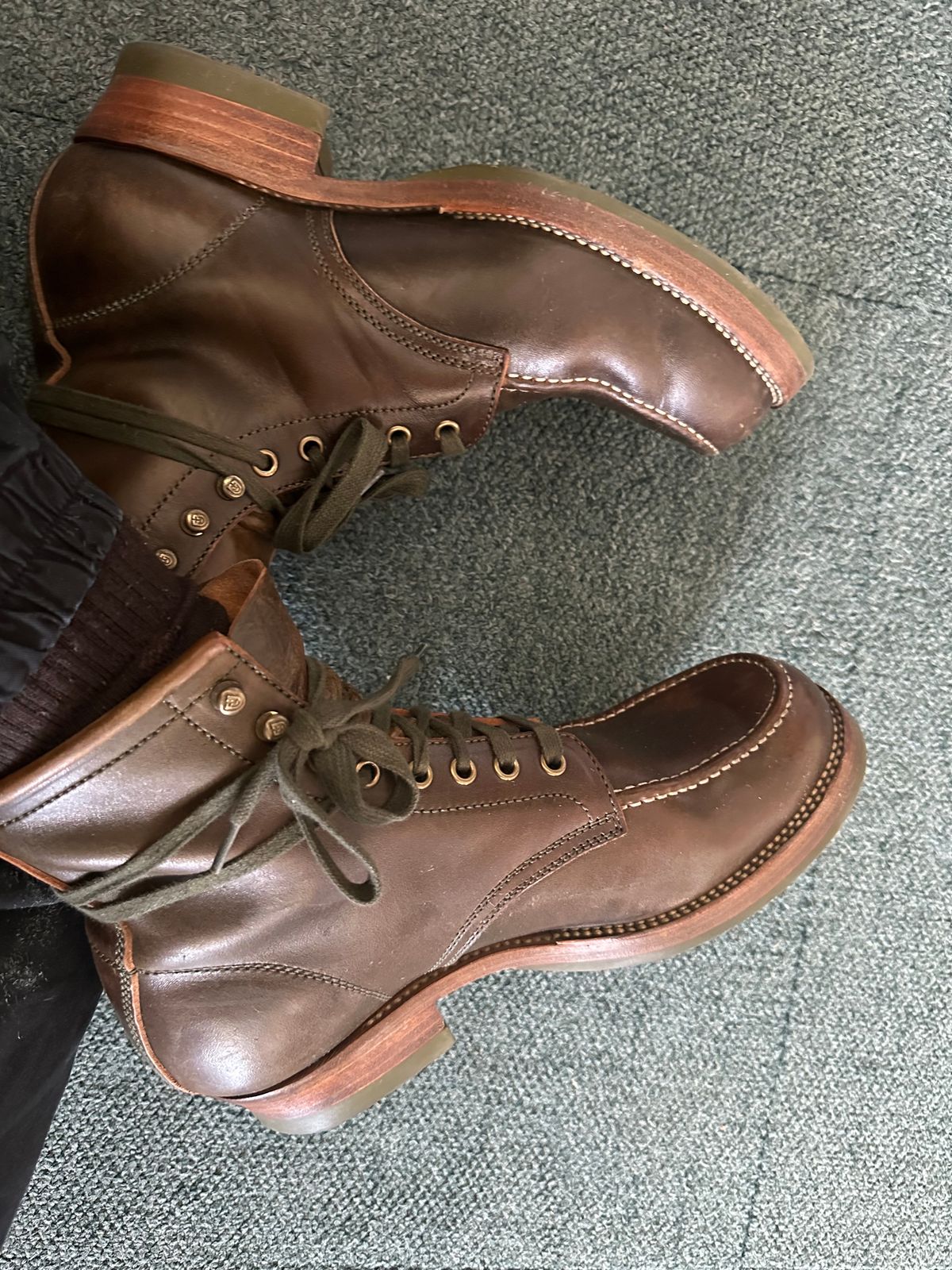 Photo by johnlovesboots on December 20, 2023 of the Flame Panda Moc Toe in Shinki Olive Oiled Horsebutt.
