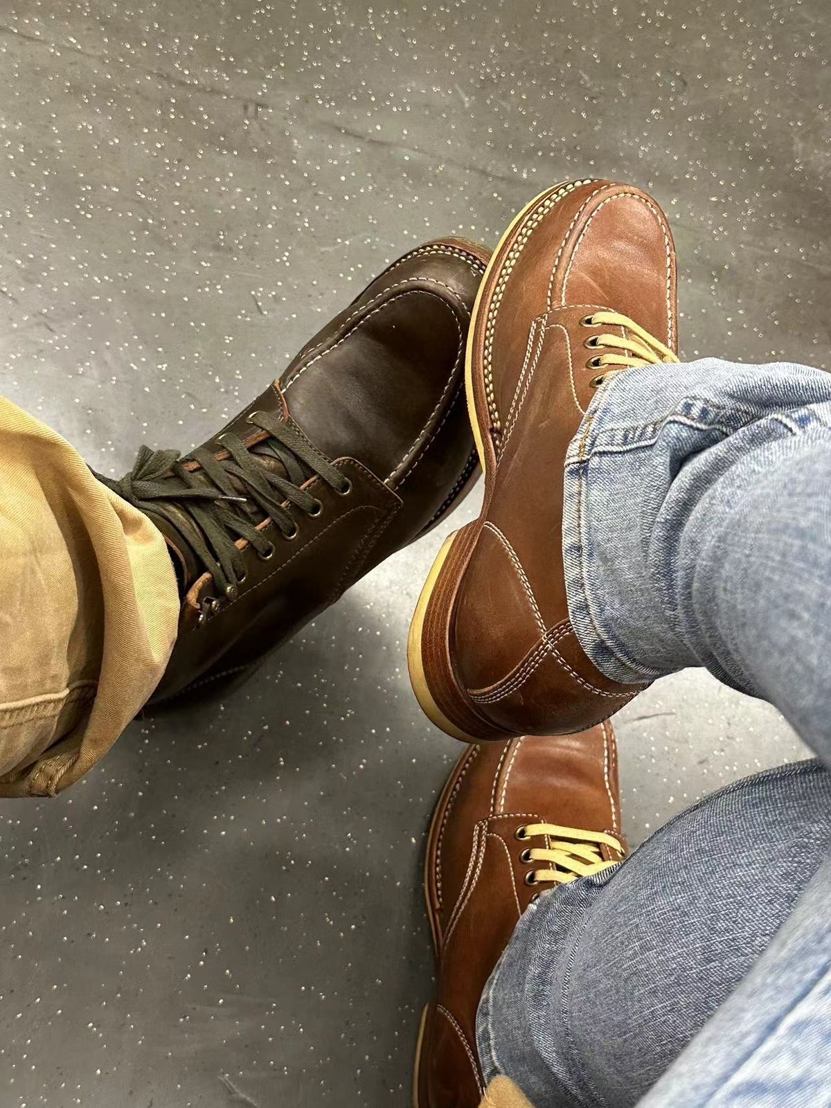 Photo by johnlovesboots on December 20, 2023 of the Flame Panda Moc Toe in Shinki Olive Oiled Horsebutt.