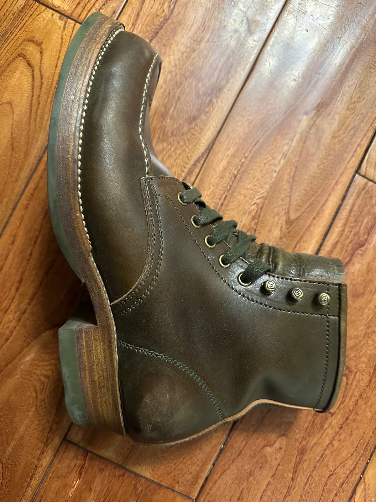 Photo by johnlovesboots on January 1, 2024 of the Flame Panda Moc Toe in Shinki Olive Oiled Horsebutt.