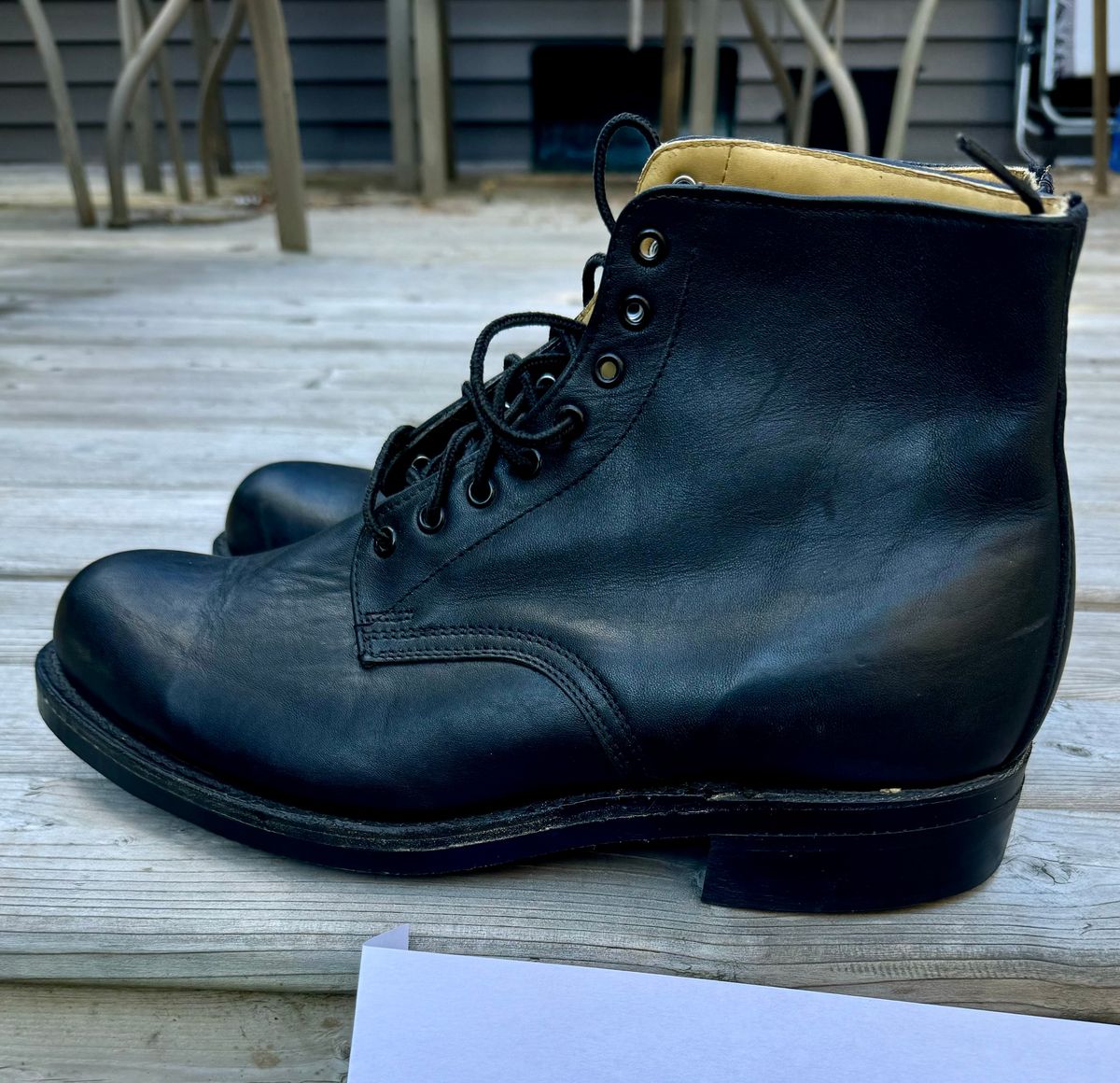 Photo by 12xubywire on October 3, 2024 of the Unkown RCMP Drill boots in Chrome Tanned Steerhide.