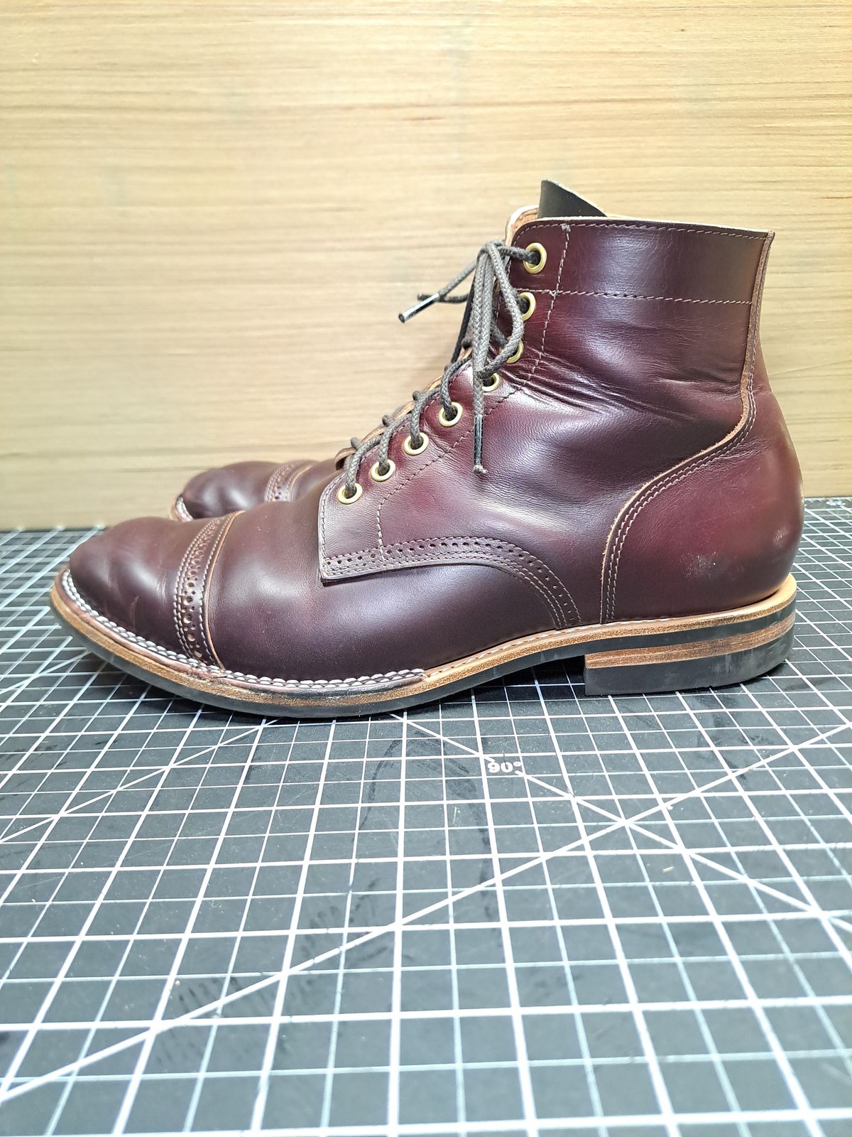 Photo by NewRiverBoot on November 6, 2024 of the New River Boot BARKSDALE in Horween Color 8 Chromexcel Strips.