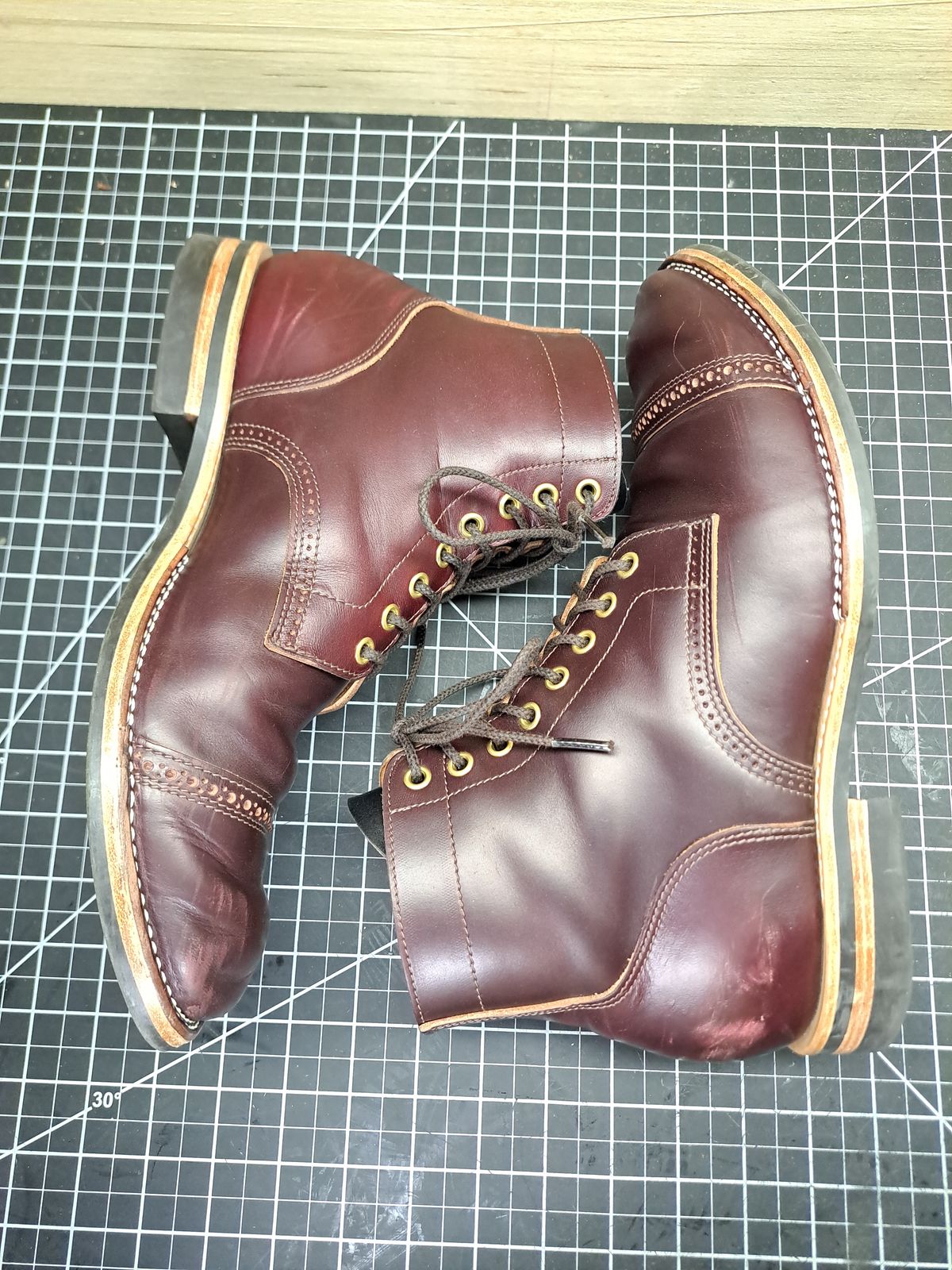 Photo by NewRiverBoot on November 6, 2024 of the New River Boot BARKSDALE in Horween Color 8 Chromexcel Strips.