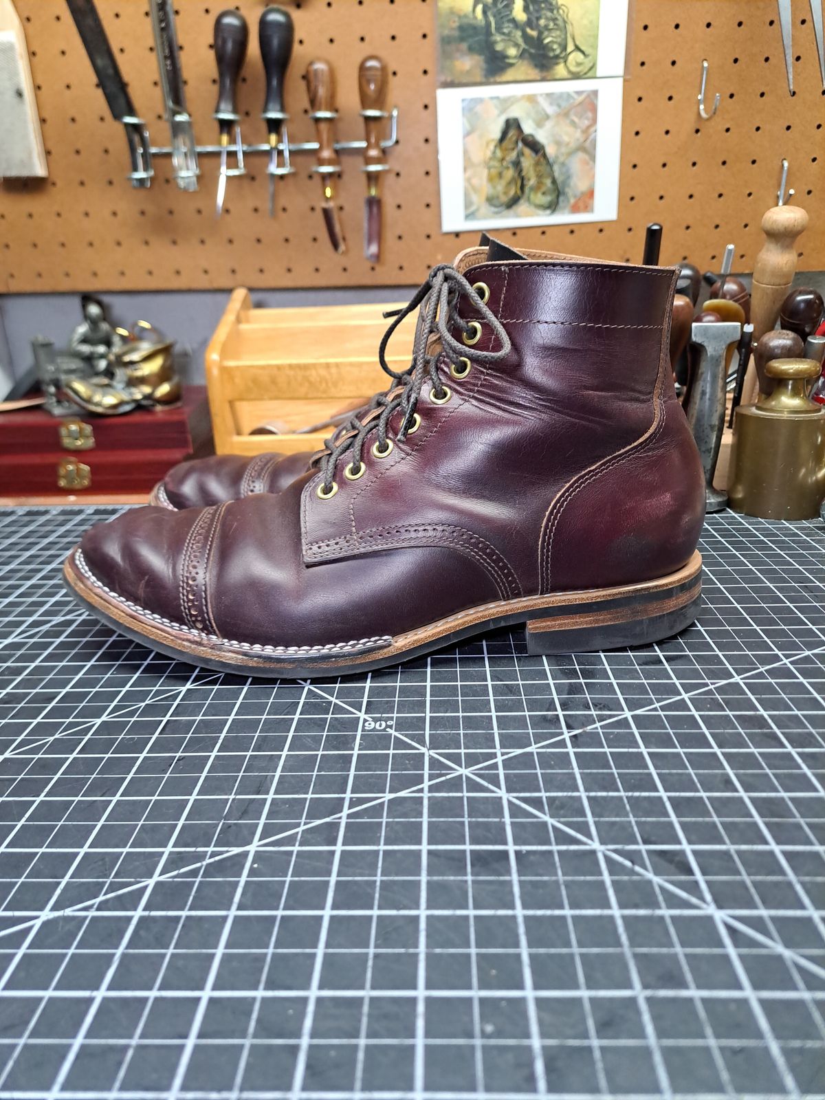 Photo by NewRiverBoot on December 5, 2024 of the New River Boot BARKSDALE in Horween Color 8 Chromexcel Strips.