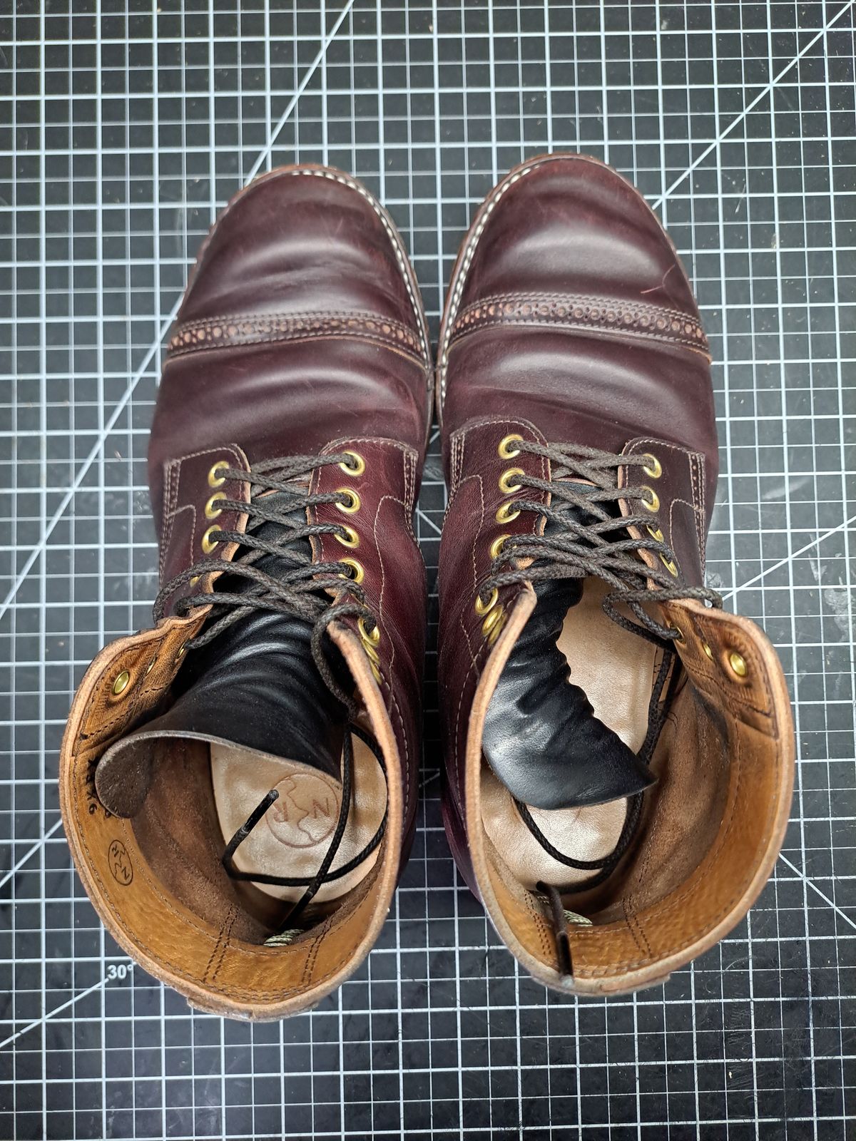 Photo by NewRiverBoot on January 5, 2025 of the New River Boot BARKSDALE in Horween Color 8 Chromexcel Strips.