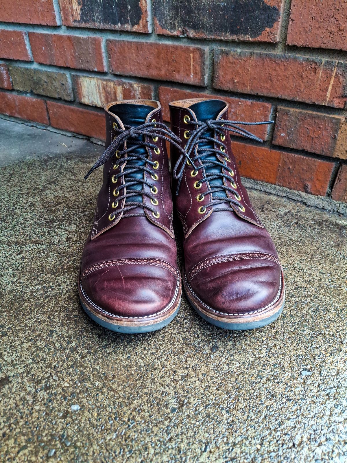Photo by NewRiverBoot on March 5, 2025 of the New River Boot BARKSDALE in Horween Color 8 Chromexcel Strips.