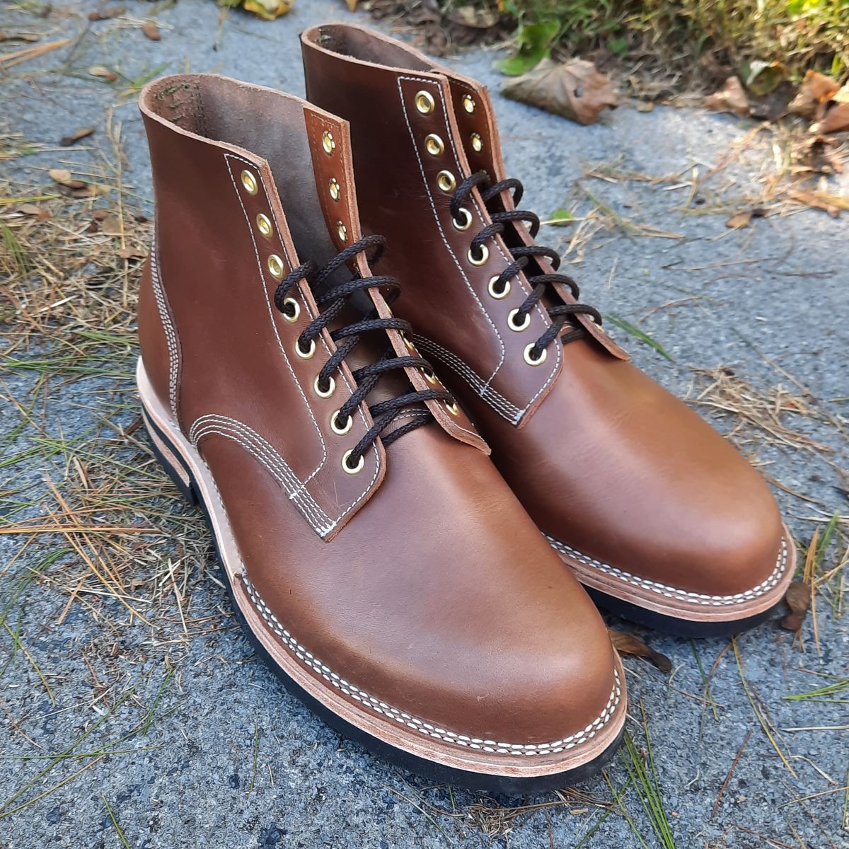 Photo by NewRiverBoot on September 27, 2022 of the New River Boot Z43 Boondocker in Horween Natural Chromexcel Strips.