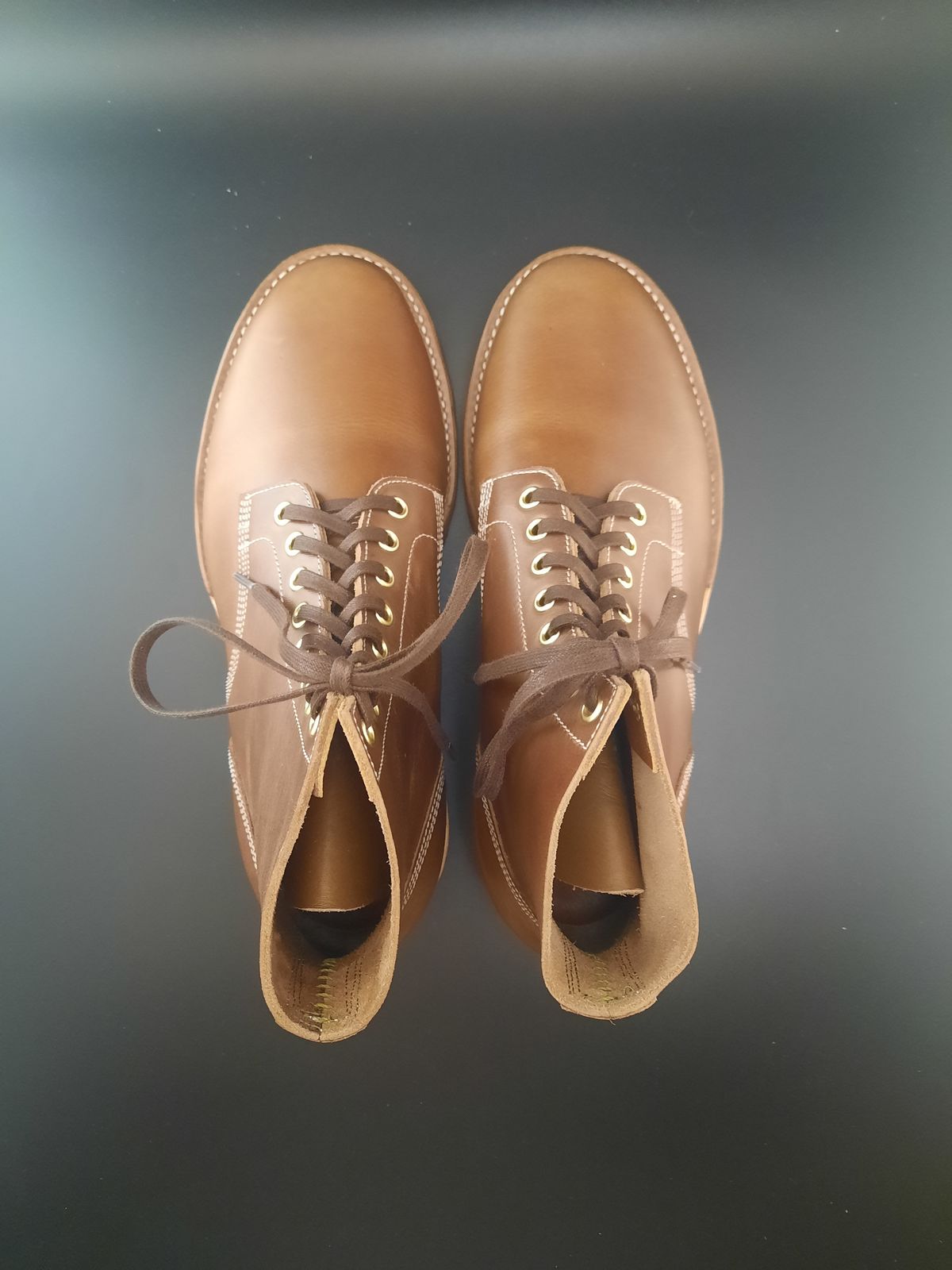Photo by NewRiverBoot on October 1, 2022 of the New River Boot Z43 Boondocker in Horween Natural Chromexcel Strips.