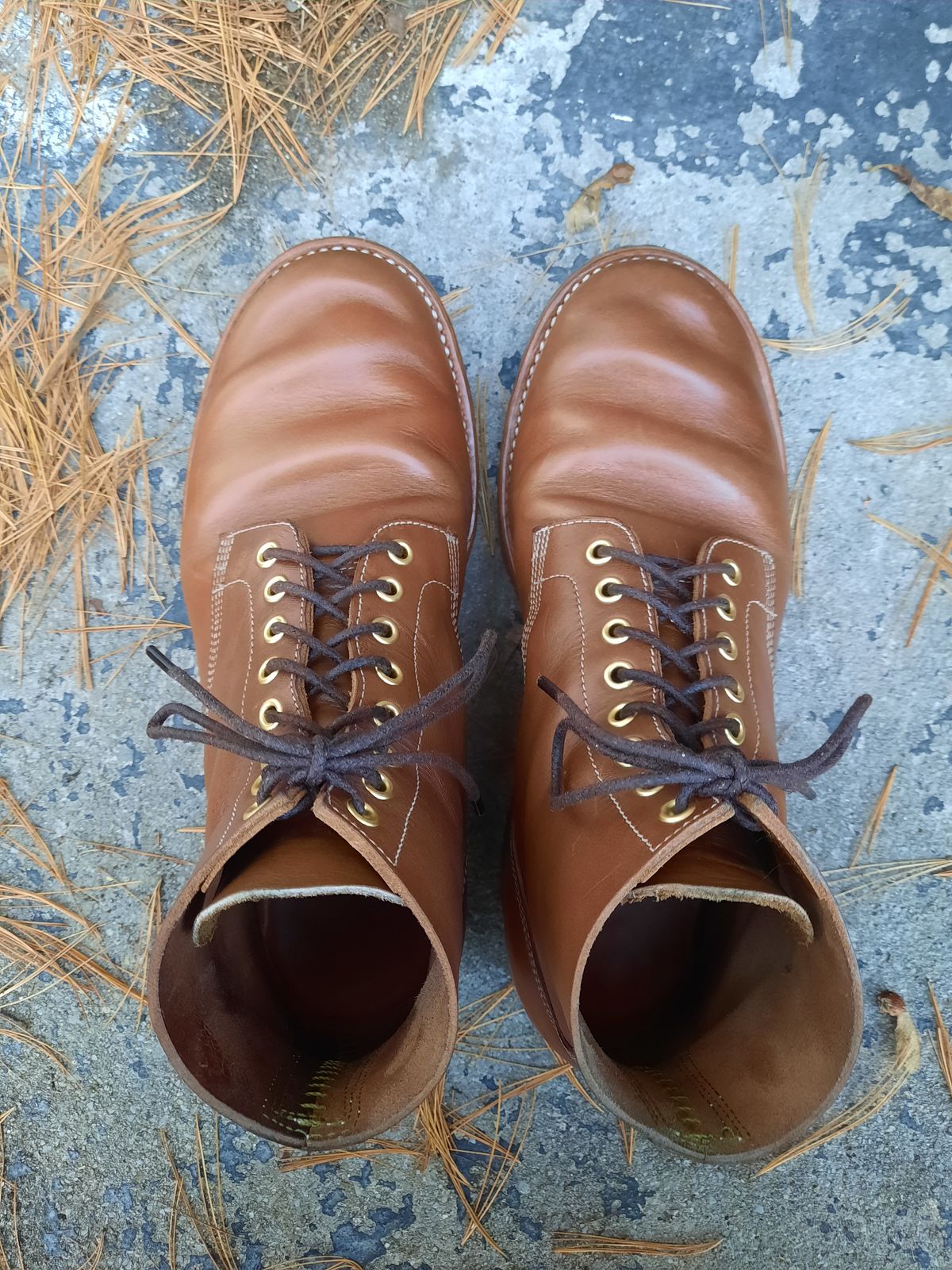 Photo by NewRiverBoot on November 3, 2022 of the New River Boot Z43 Boondocker in Horween Natural Chromexcel Strips.