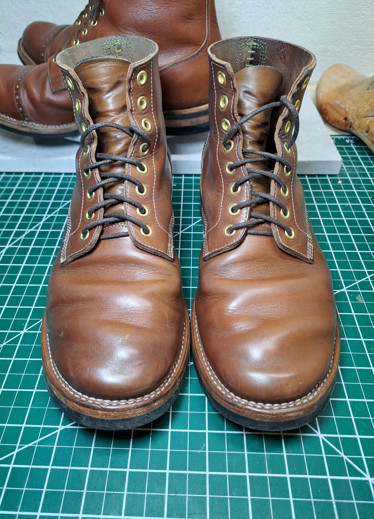 Photo by NewRiverBoot on January 8, 2023 of the New River Boot Z43 Boondocker in Horween Natural Chromexcel Strips.