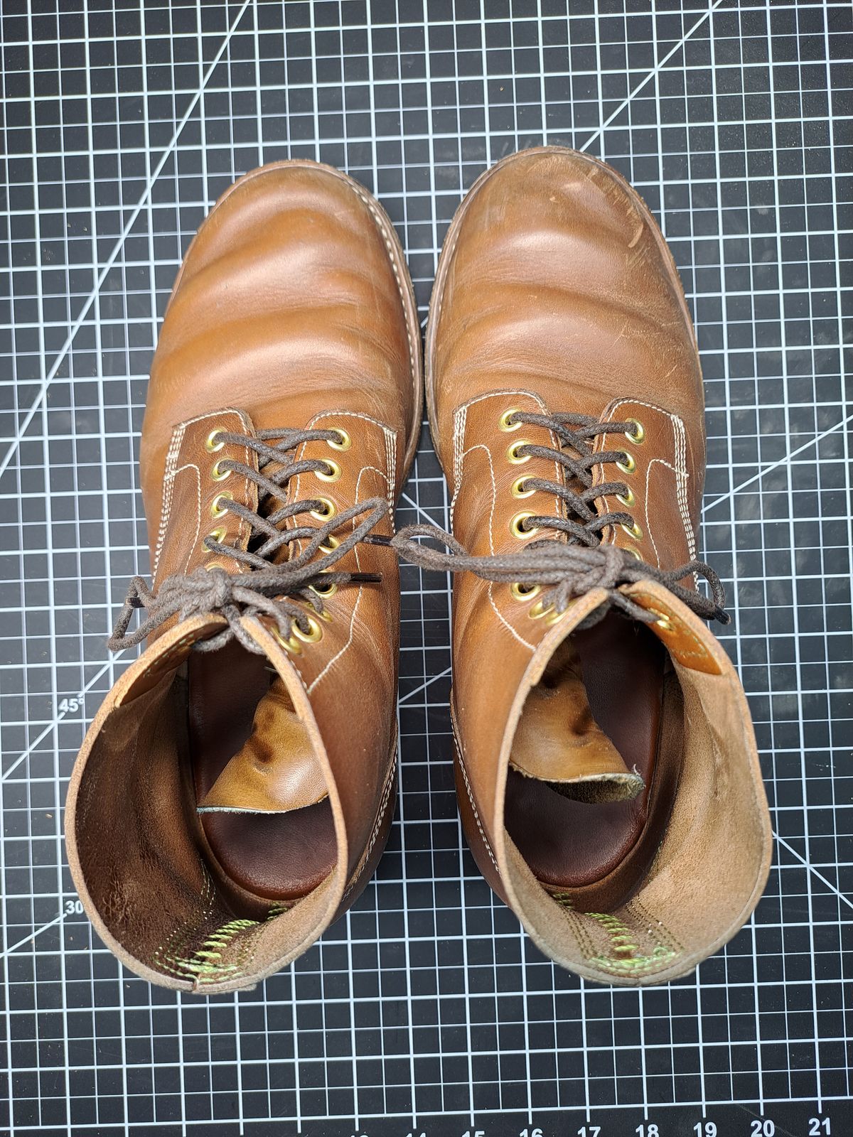 Photo by NewRiverBoot on February 4, 2023 of the New River Boot Z43 Boondocker in Horween Natural Chromexcel Strips.