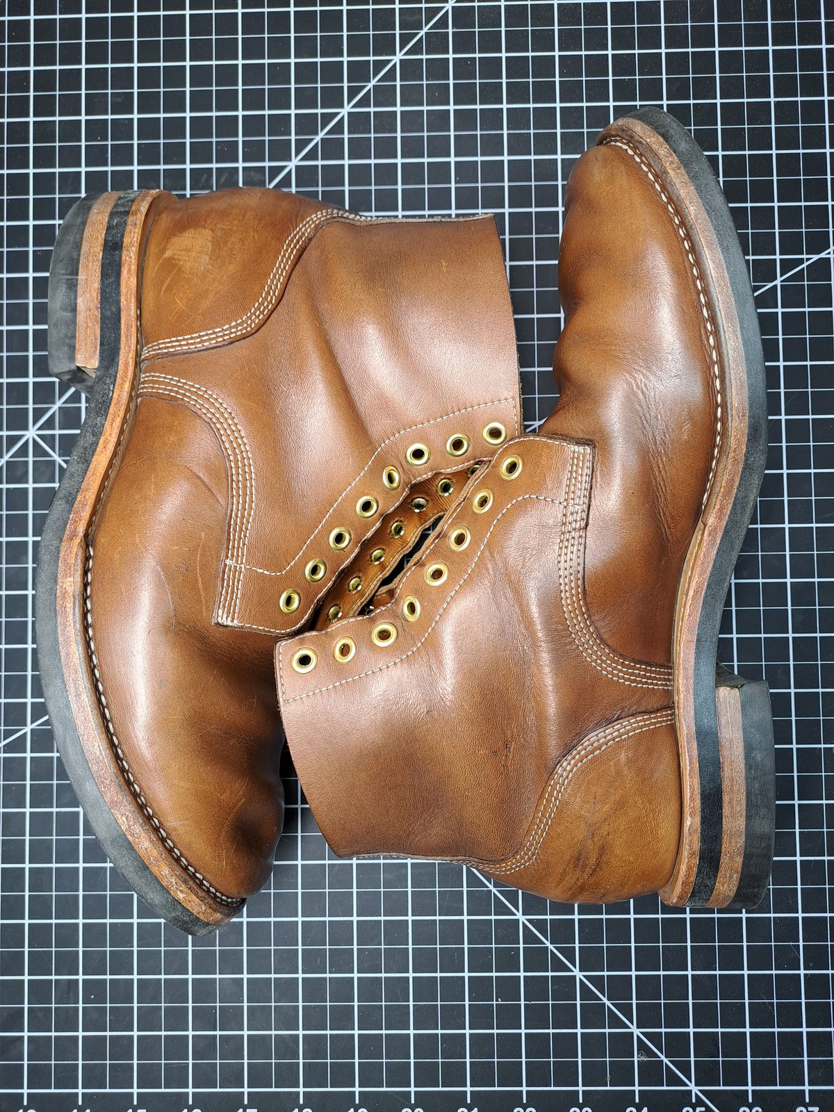 Photo by NewRiverBoot on February 6, 2023 of the New River Boot Z43 Boondocker in Horween Natural Chromexcel Strips.