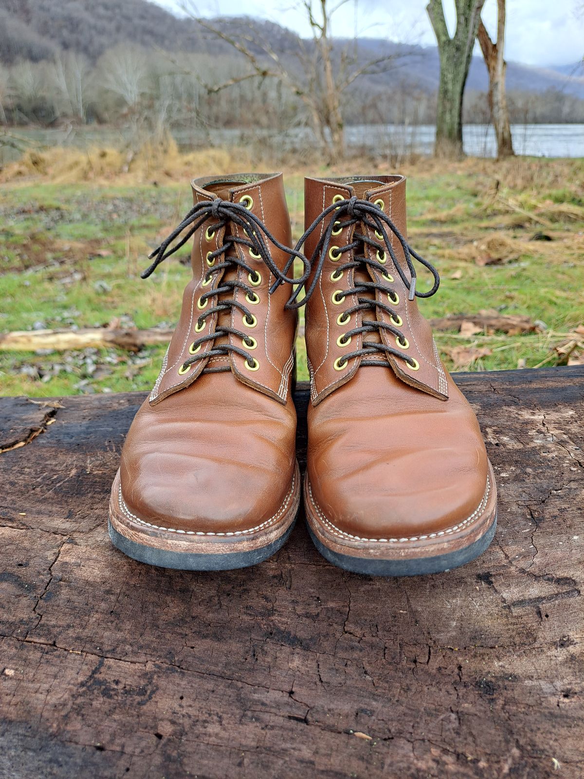 Photo by NewRiverBoot on March 2, 2023 of the New River Boot Z43 Boondocker in Horween Natural Chromexcel Strips.