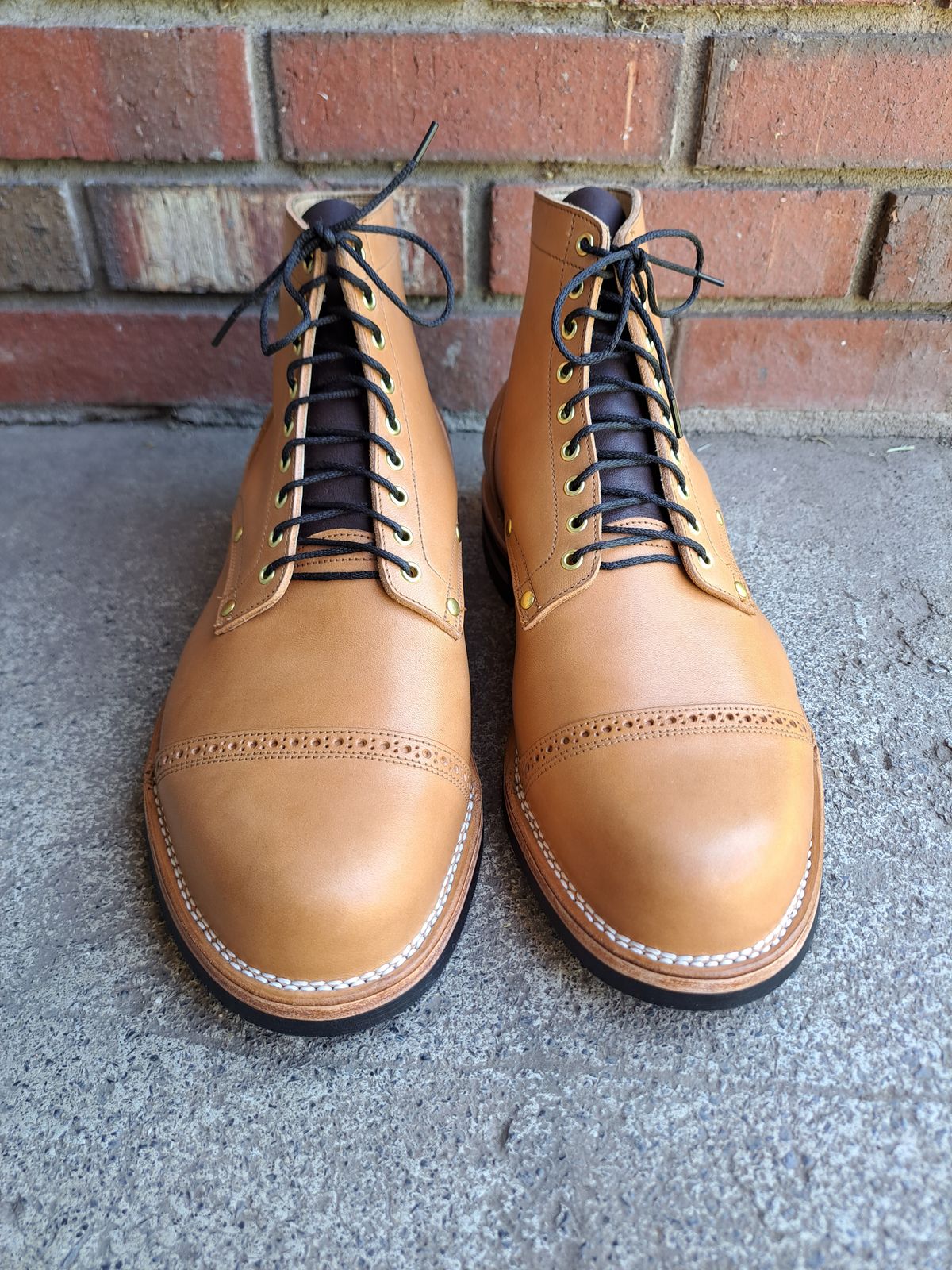 Photo by NewRiverBoot on October 4, 2023 of the New River Boot BARKSDALE in Horween Moc Latigo.