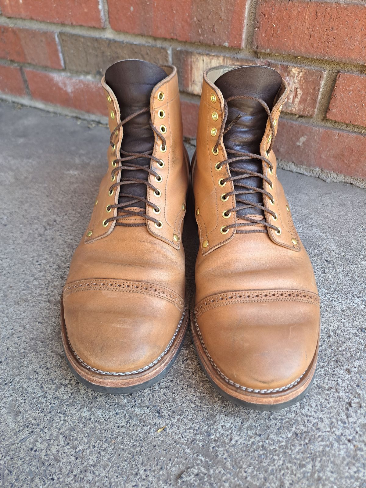 Photo by NewRiverBoot on November 3, 2023 of the New River Boot BARKSDALE in Horween Moc Latigo.