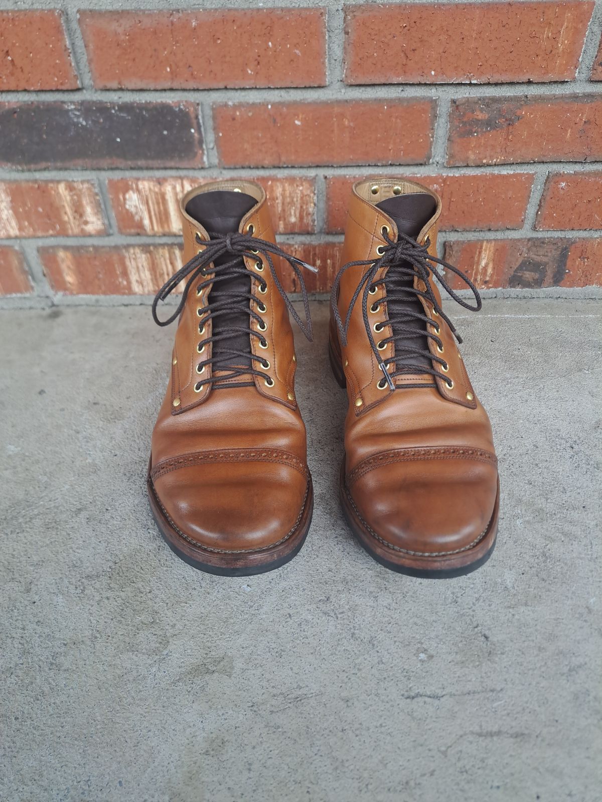 Photo by NewRiverBoot on April 4, 2024 of the New River Boot BARKSDALE in Horween Moc Latigo.