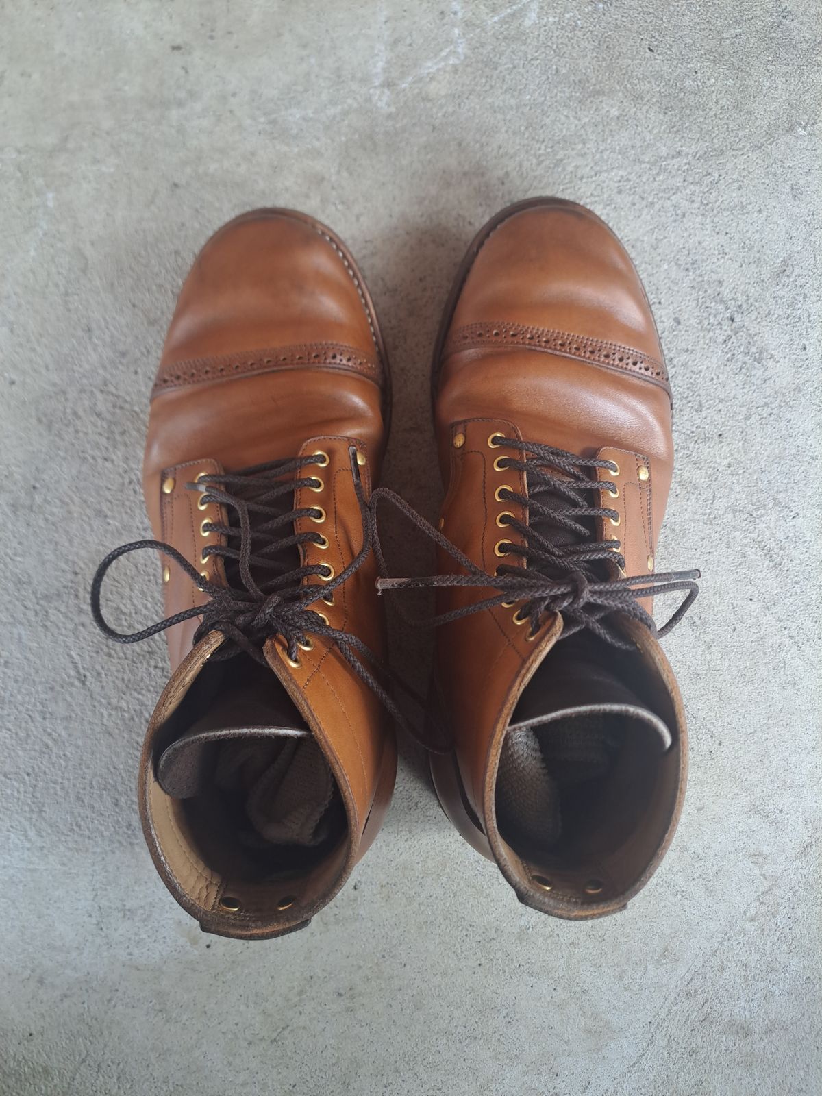 Photo by NewRiverBoot on April 4, 2024 of the New River Boot BARKSDALE in Horween Moc Latigo.