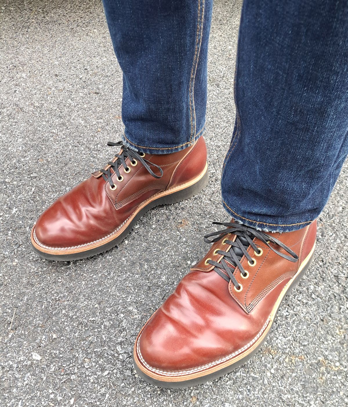 Photo by NewRiverBoot on May 3, 2024 of the New River Boot Quade in Leder Ogawa Coffee Shell Cordovan.