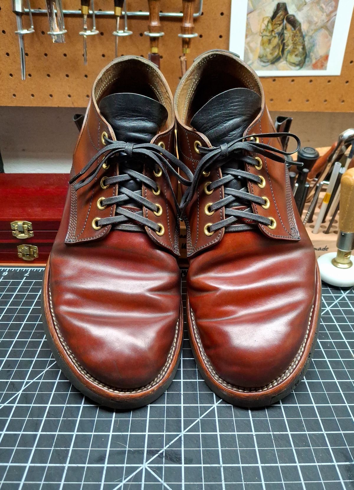 Photo by NewRiverBoot on May 11, 2025 of the New River Boot Quade in Leder Ogawa Coffee Shell Cordovan.
