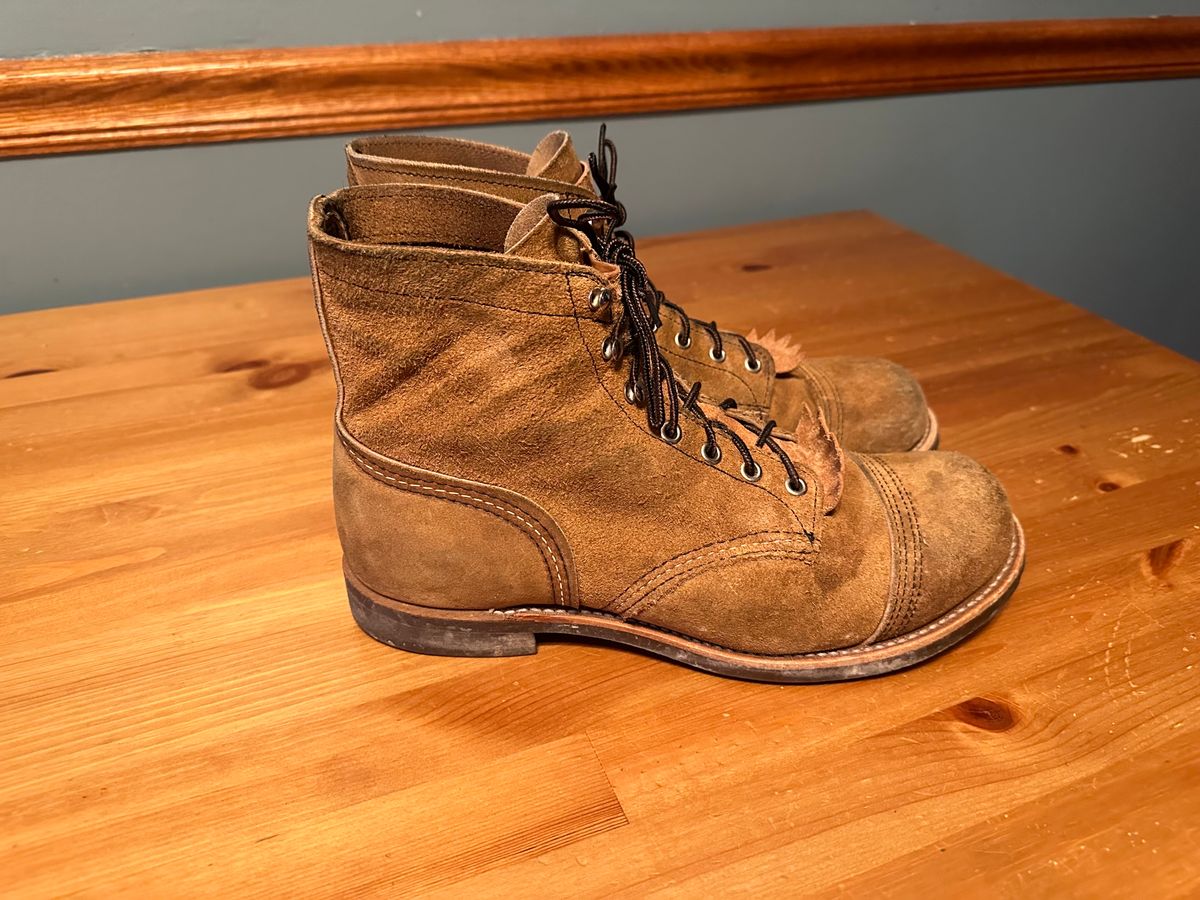 Photo by Butters0422 on February 5, 2024 of the Red Wing Iron Ranger in S.B. Foot Hawthorne Muleskinner.