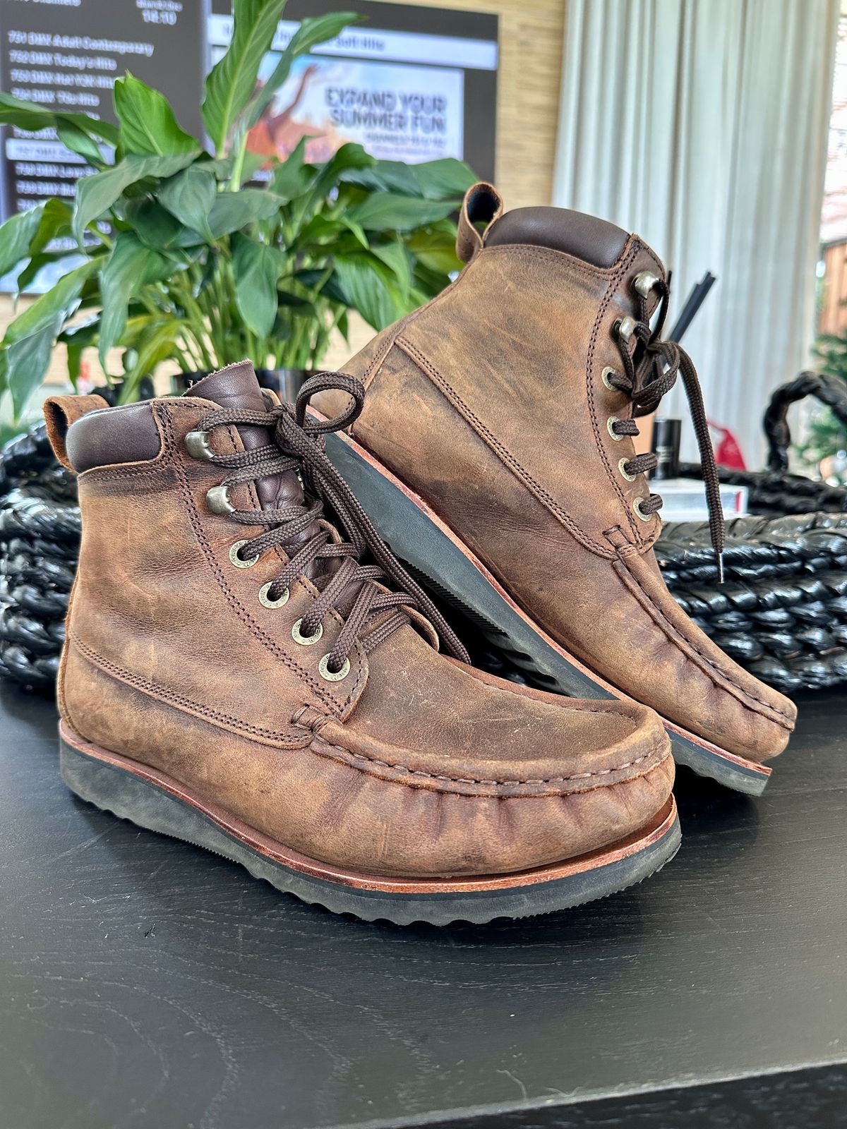 Photo by garethcrouch on December 2, 2024 of the Jim Green Meander Moc Toe in Bronco Brown.
