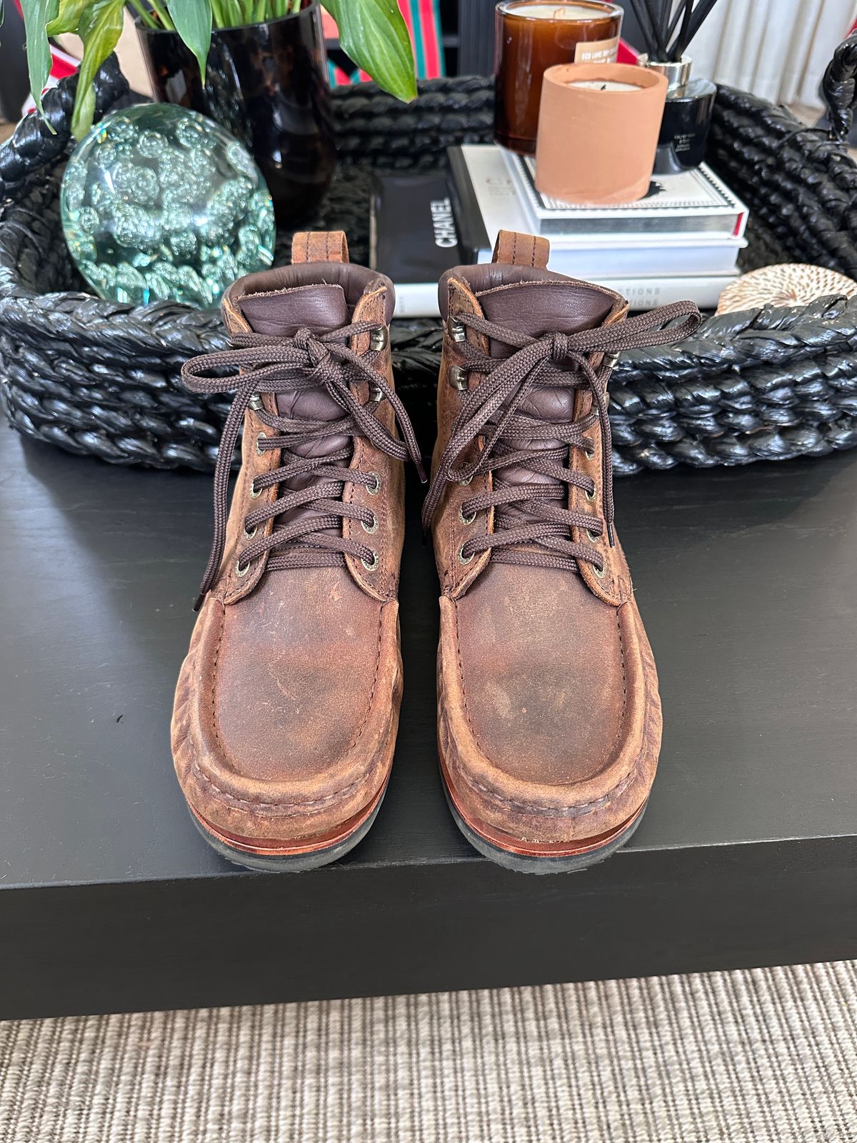 Photo by garethcrouch on December 2, 2024 of the Jim Green Meander Moc Toe in Bronco Brown.