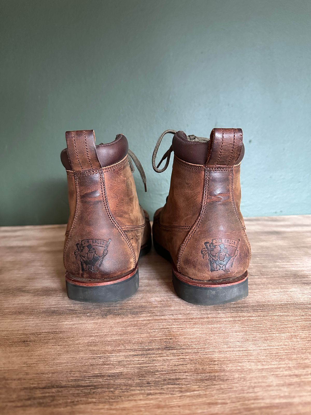 Photo by garethcrouch on March 4, 2025 of the Jim Green Meander Moc Toe in Bronco Brown.