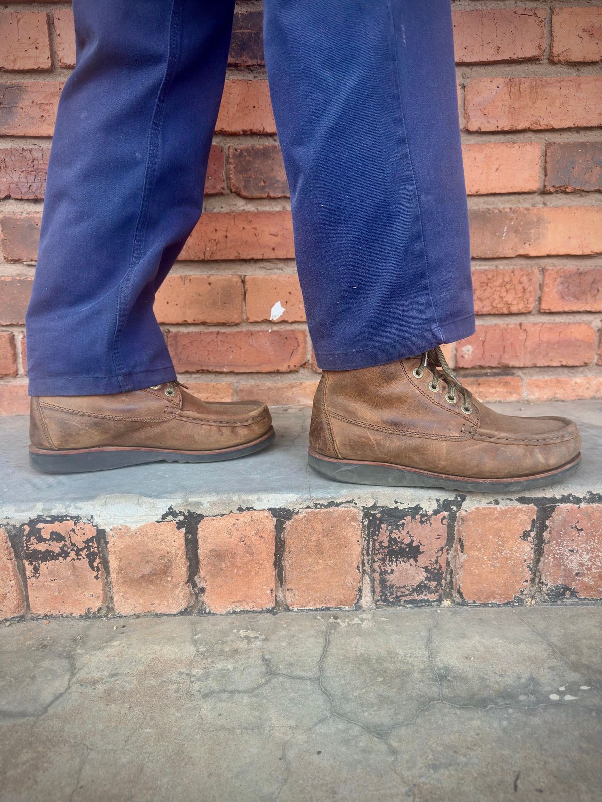 Photo by garethcrouch on April 3, 2025 of the Jim Green Meander Moc Toe in Bronco Brown.