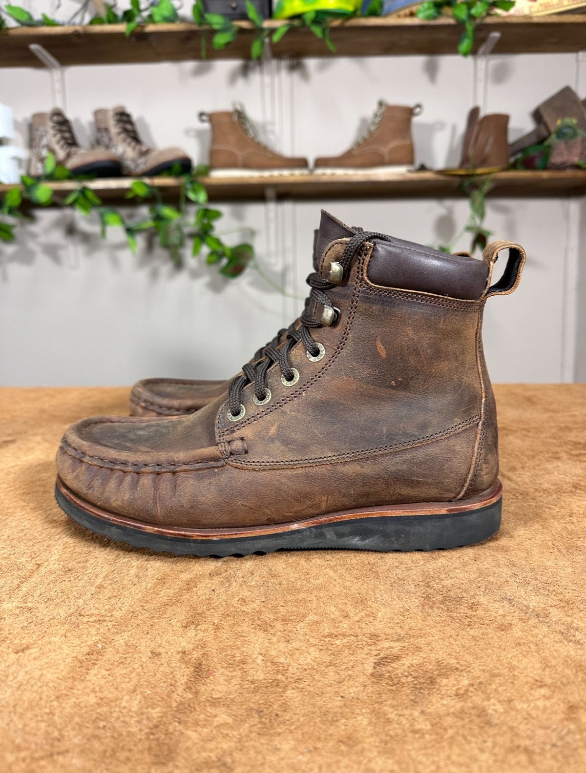 Photo by garethcrouch on November 5, 2024 of the Jim Green Meander Moc Toe in Bronco Brown.