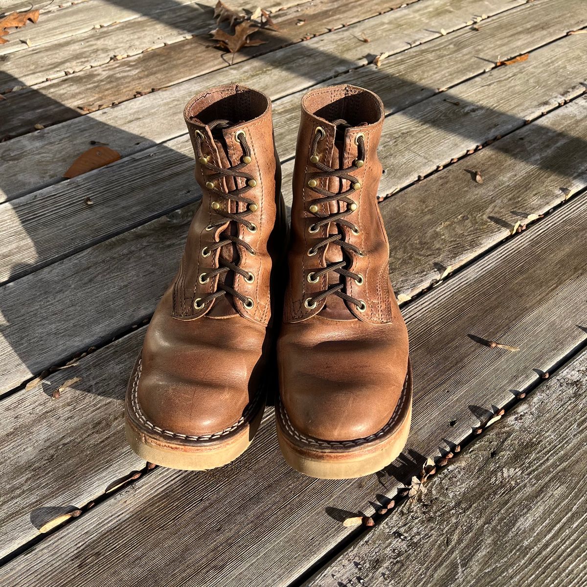 Photo by Iron_Burnside on November 3, 2023 of the Nicks Free Range in Horween Natural Chromexcel.