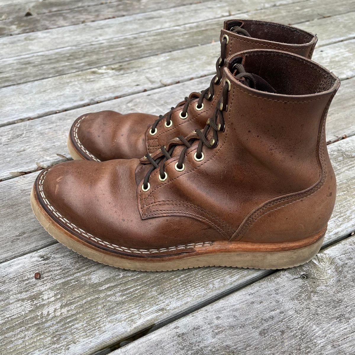 Photo by Iron_Burnside on December 5, 2023 of the Nicks Free Range in Horween Natural Chromexcel.